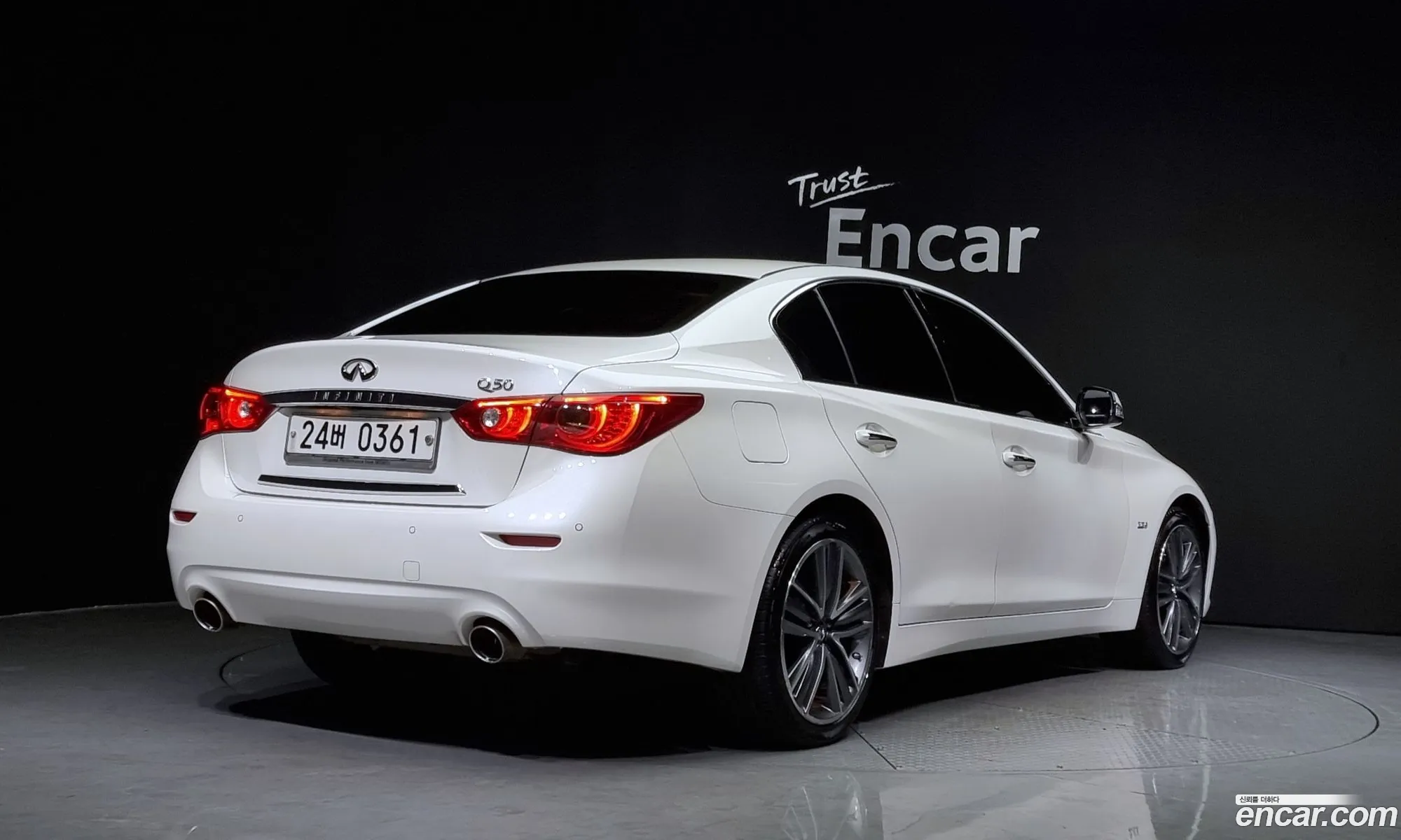 Infiniti Q50 22D Premium - фотография 3774748
