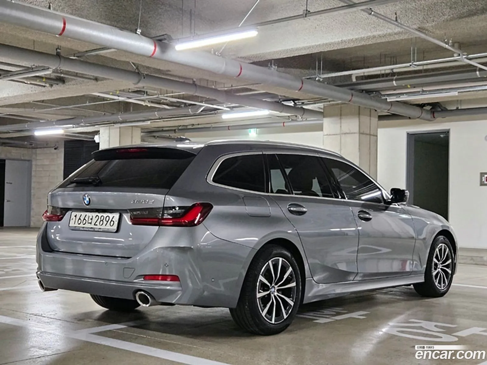 BMW 3Er 320D Touring 2023 - фотография 14898691