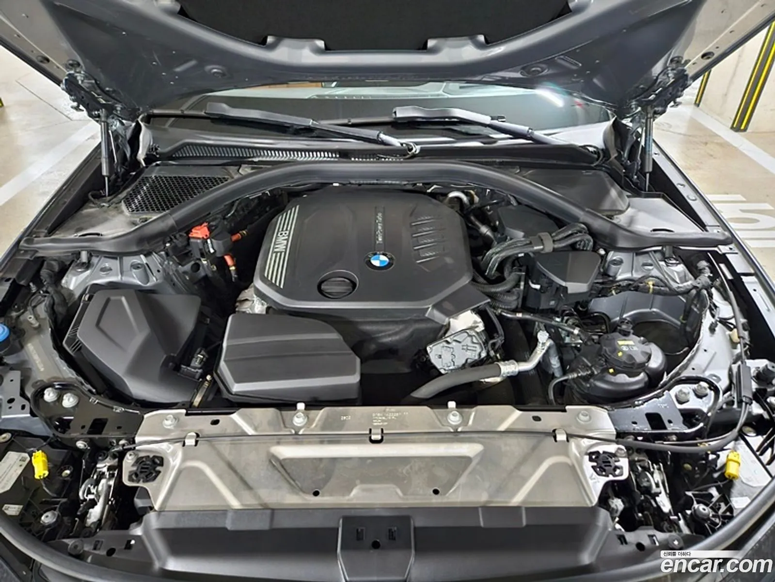 BMW 3Er 320D Touring 2023 - фотография 14898695