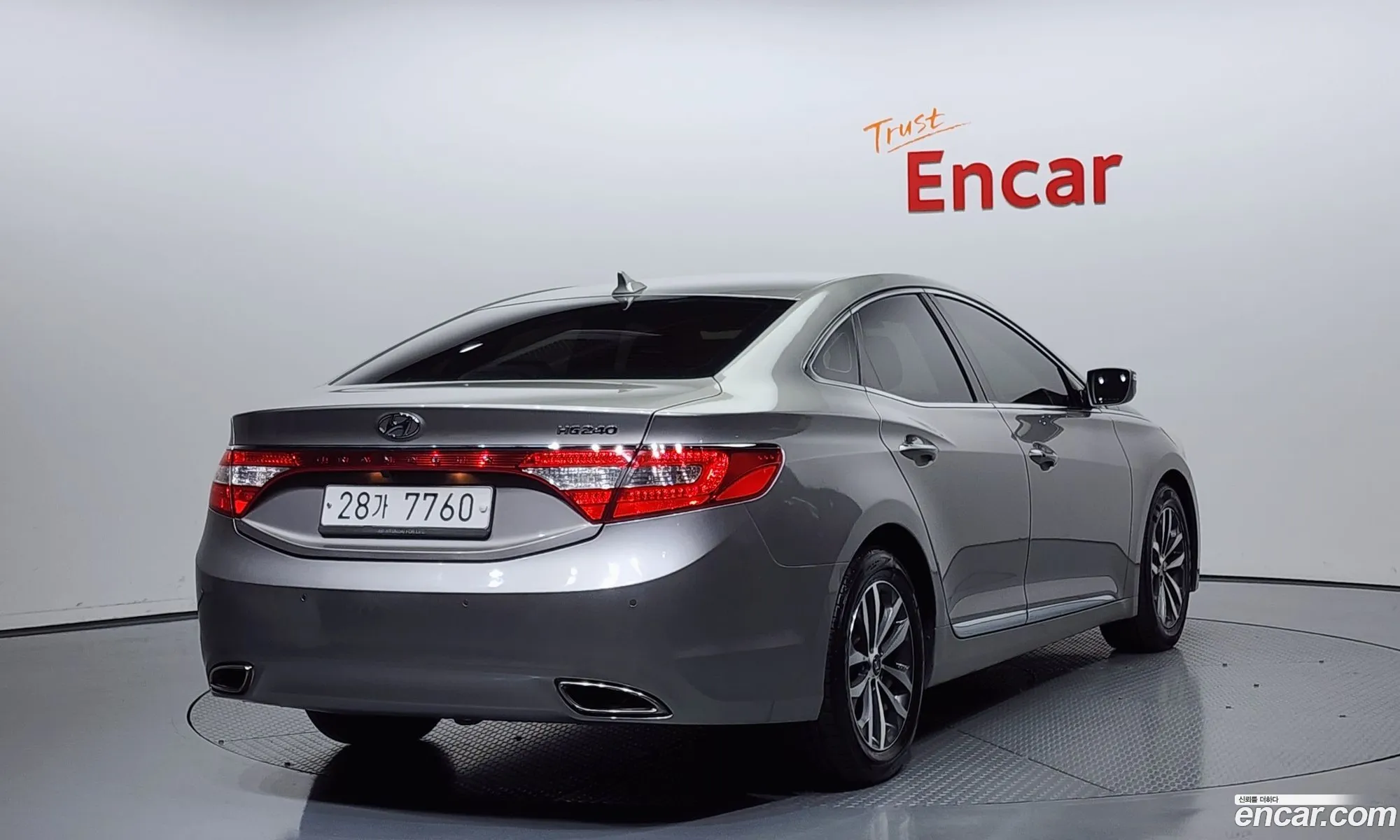 Hyundai Grandeur V Hg240 Luxury 2012 - фотография 12123871
