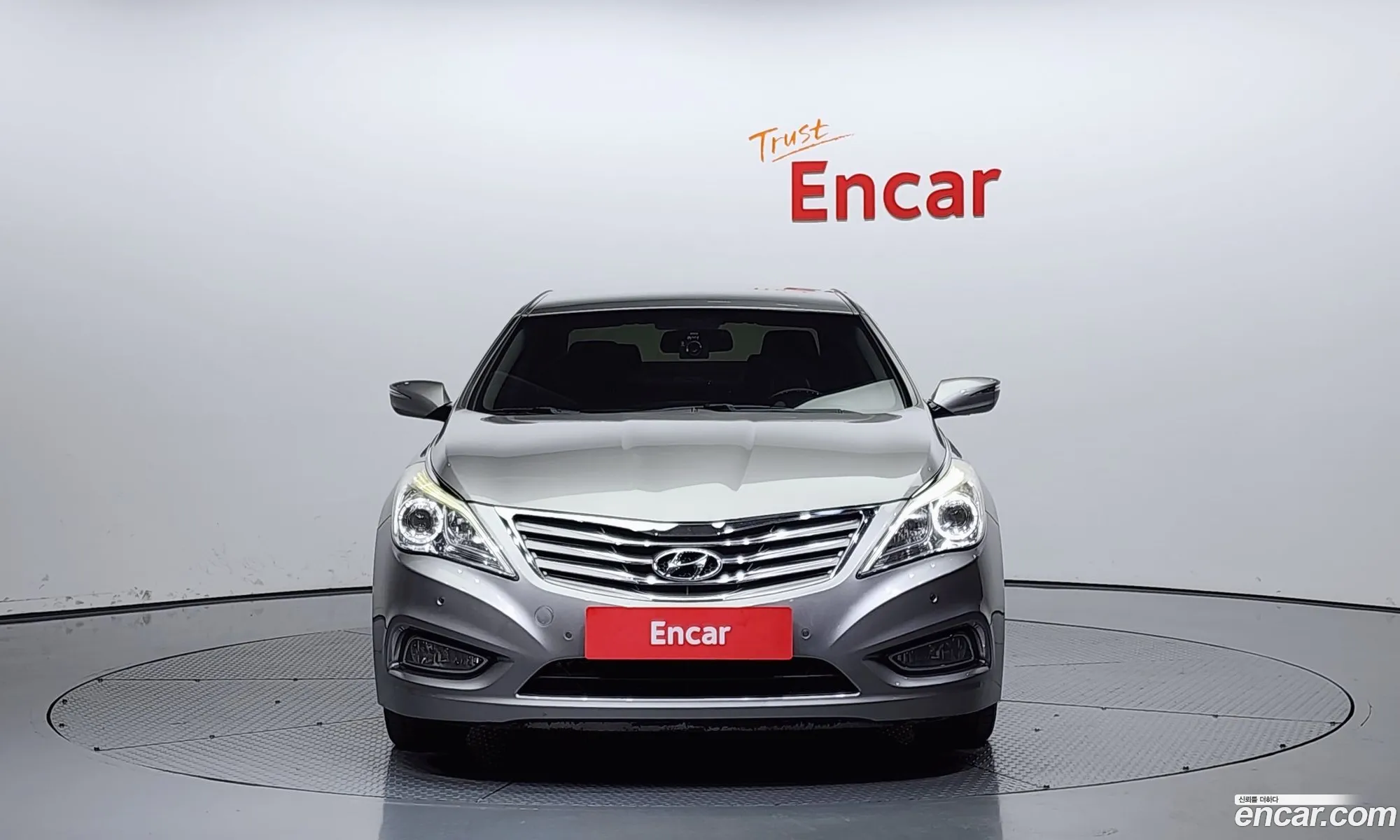 Hyundai Grandeur V Hg240 Luxury 2012 - фотография 12123872