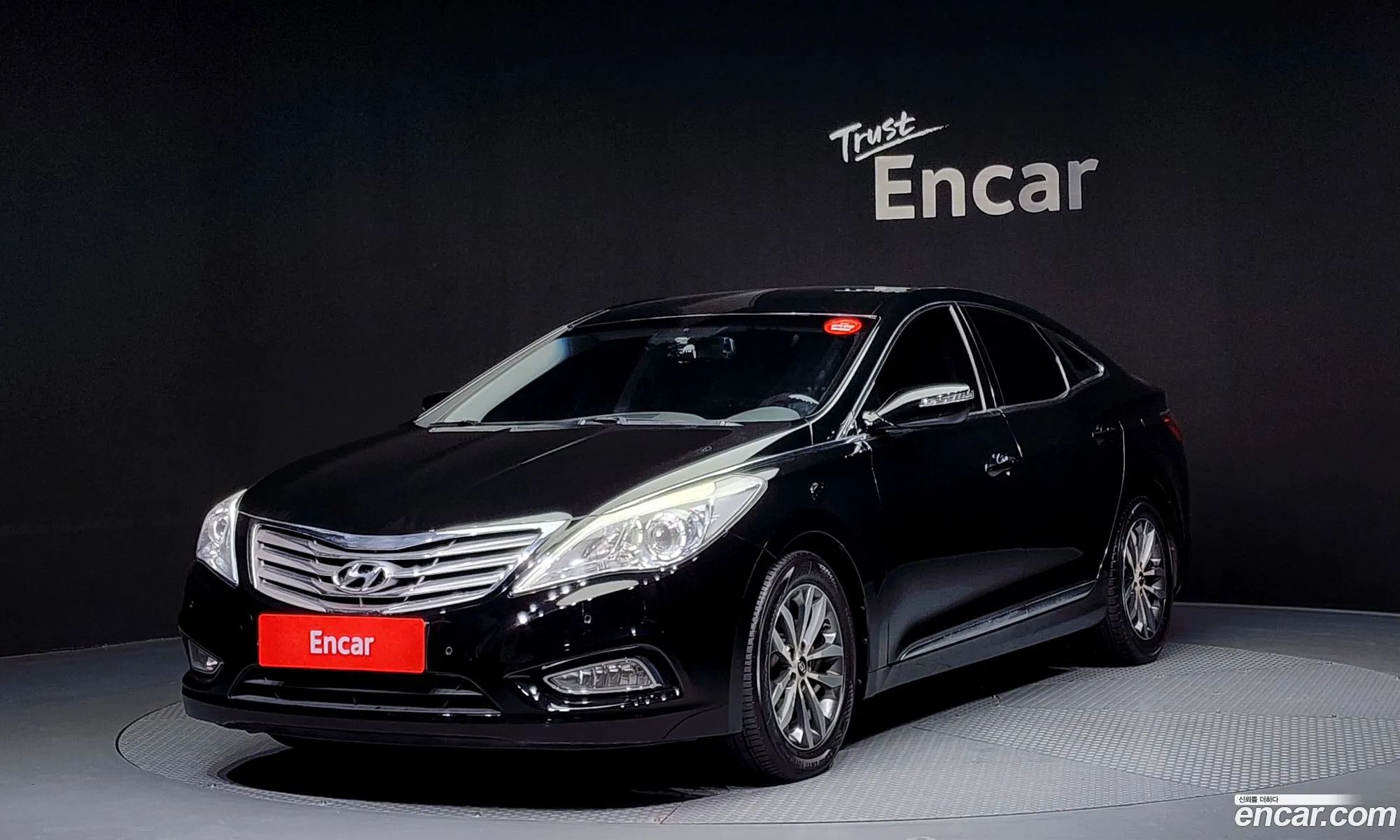 Hyundai Grandeur V Hg240 Luxury 2012 - фотография 17259232