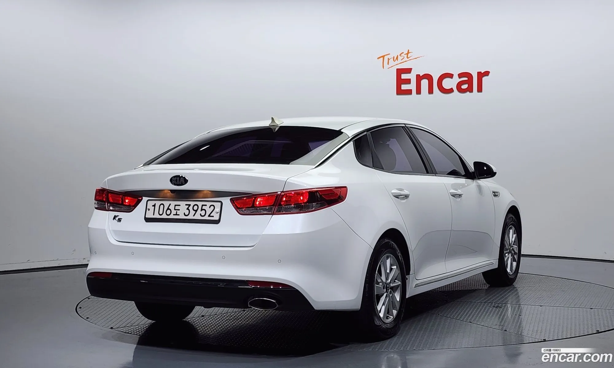 Kia K5 Ii Lpi Sx 2016 - фотография 12468304