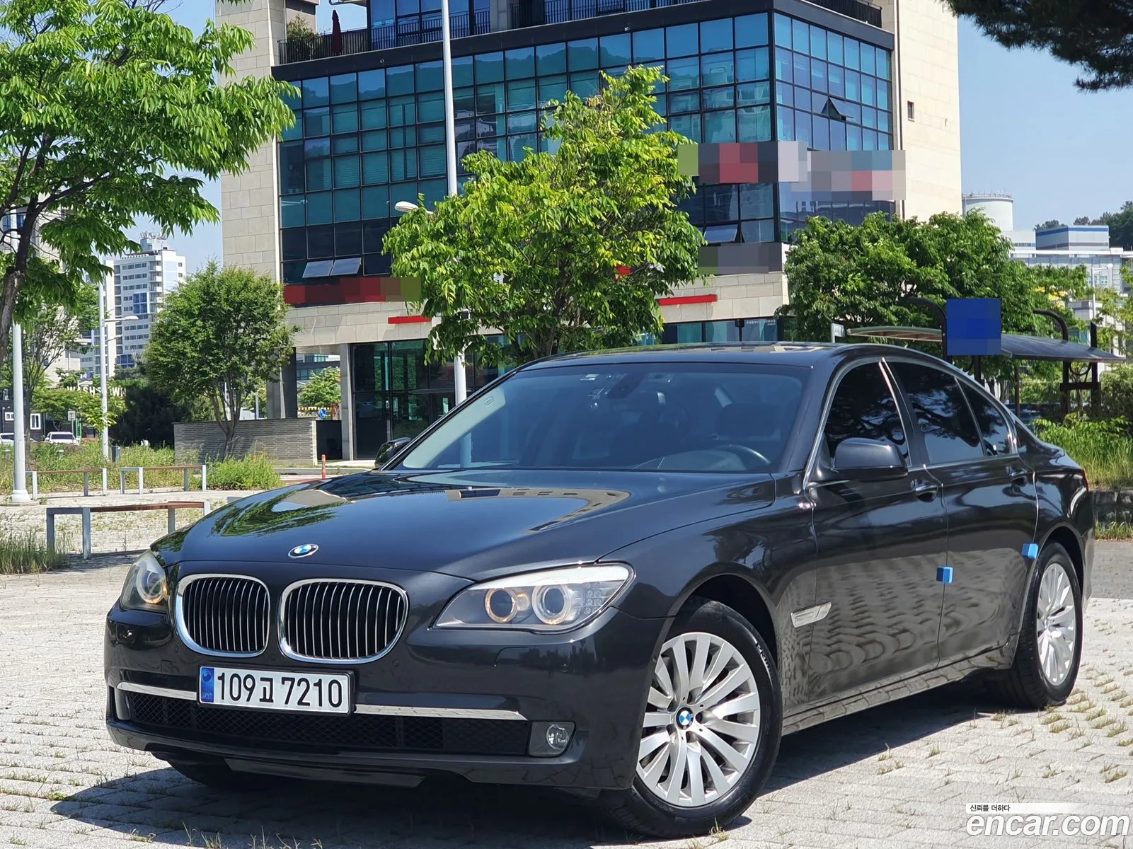 BMW 7Er V F01F02F04 740I 2010 - фотография 935455