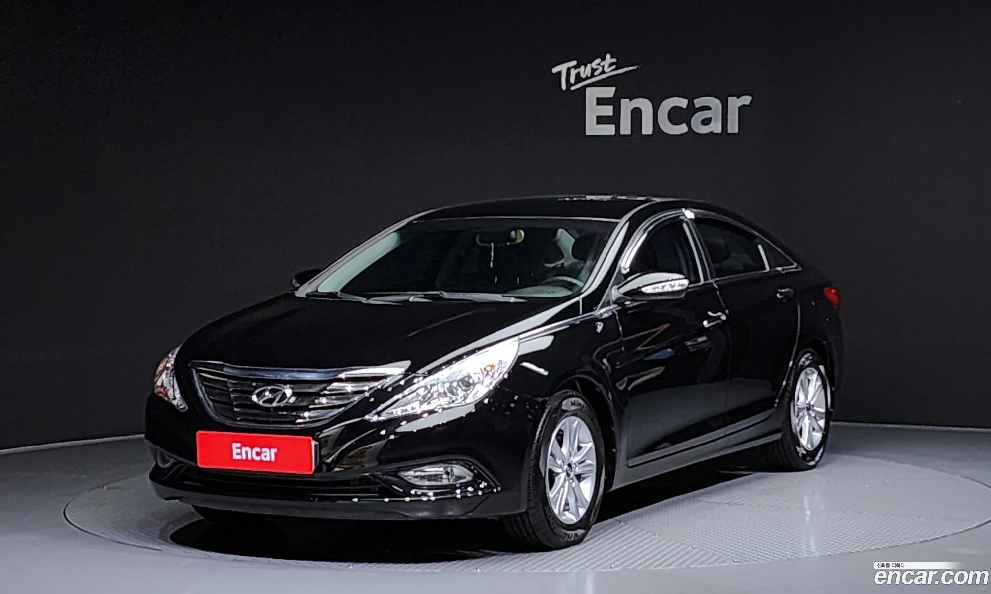 Hyundai Yf Sonata Y20 Premier Luxury Model - фотография 12126178