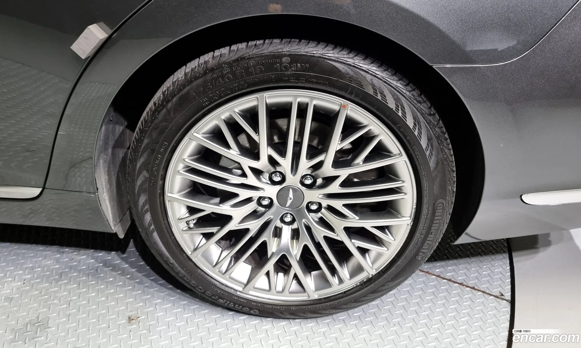 Genesis G90 I 33T Awd 2021 - фотография 12561200