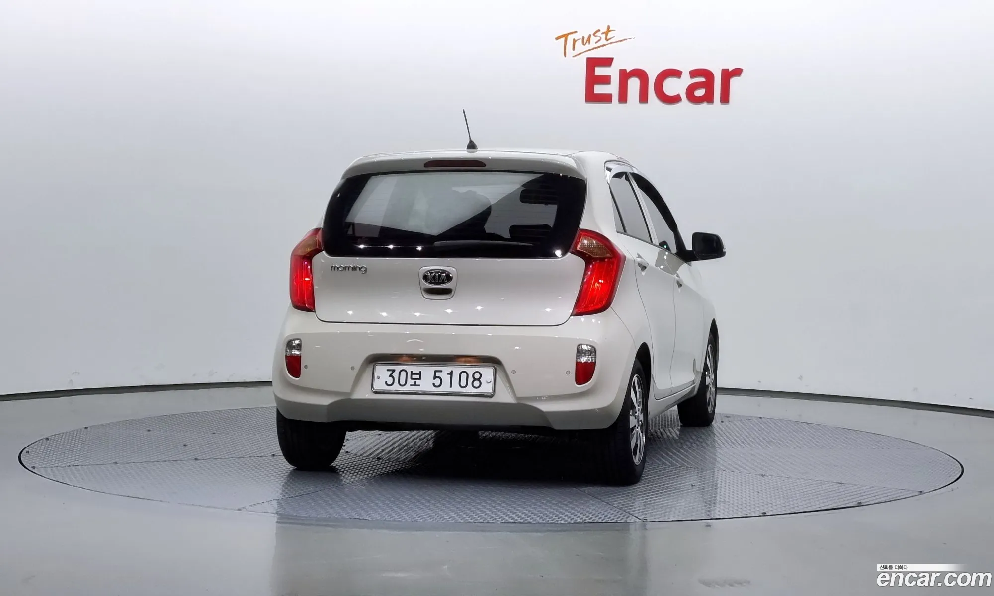 Kia Morning Ii Deluxe Trendy 2014 - фотография 17377226
