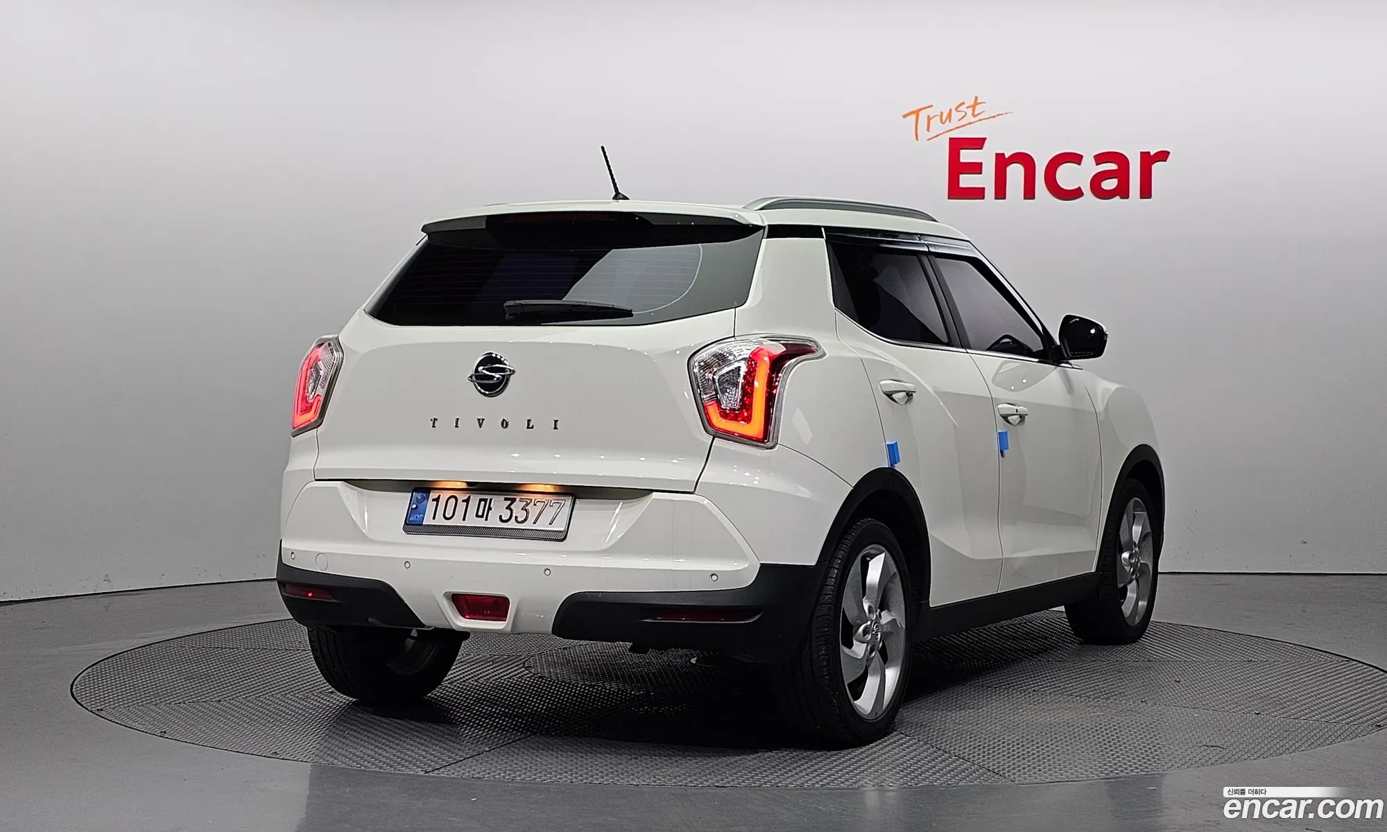 Ssangyong Tivoli Tivoli Lx 2Wd 2015 - фотография 19884751