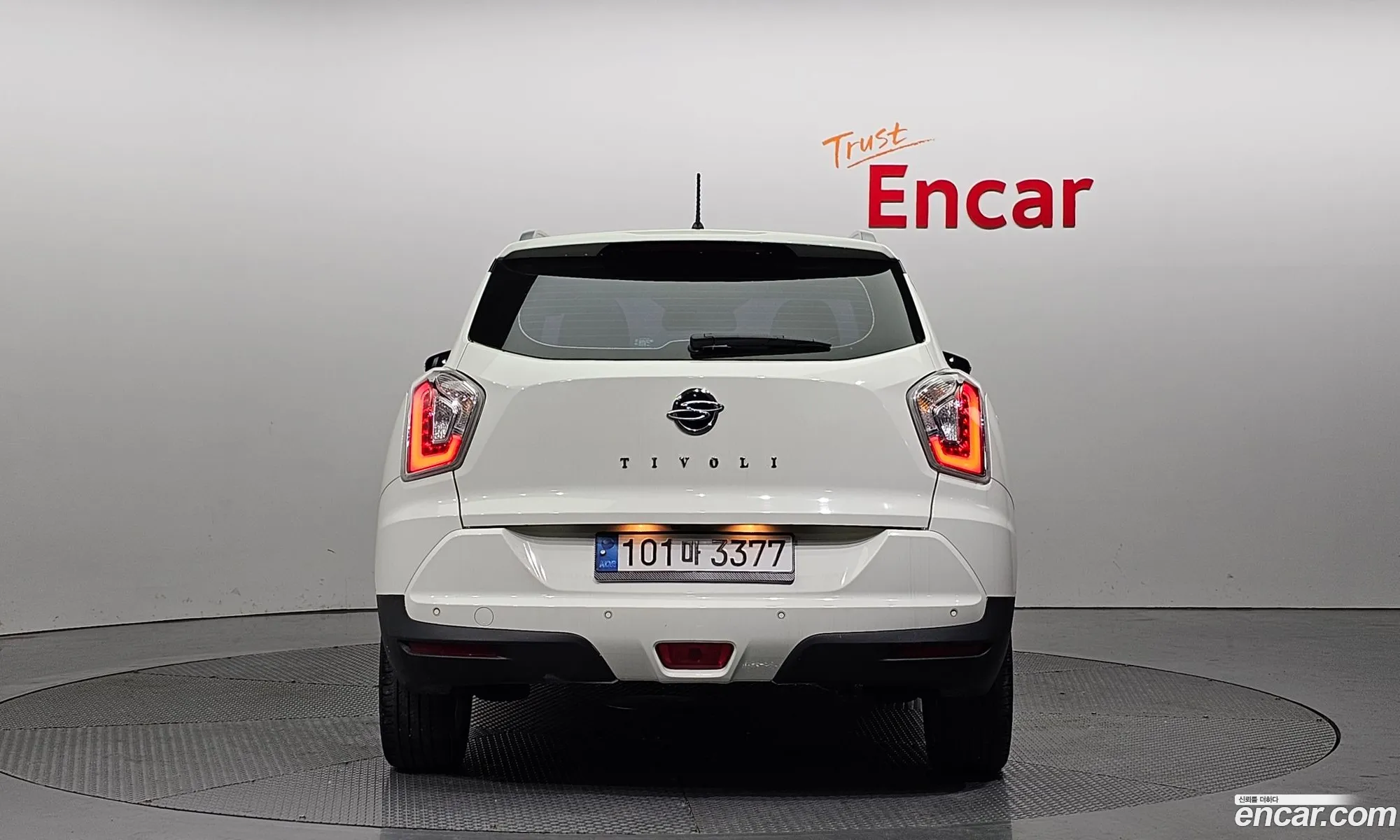 Ssangyong Tivoli Tivoli Lx 2Wd 2015 - фотография 19884753