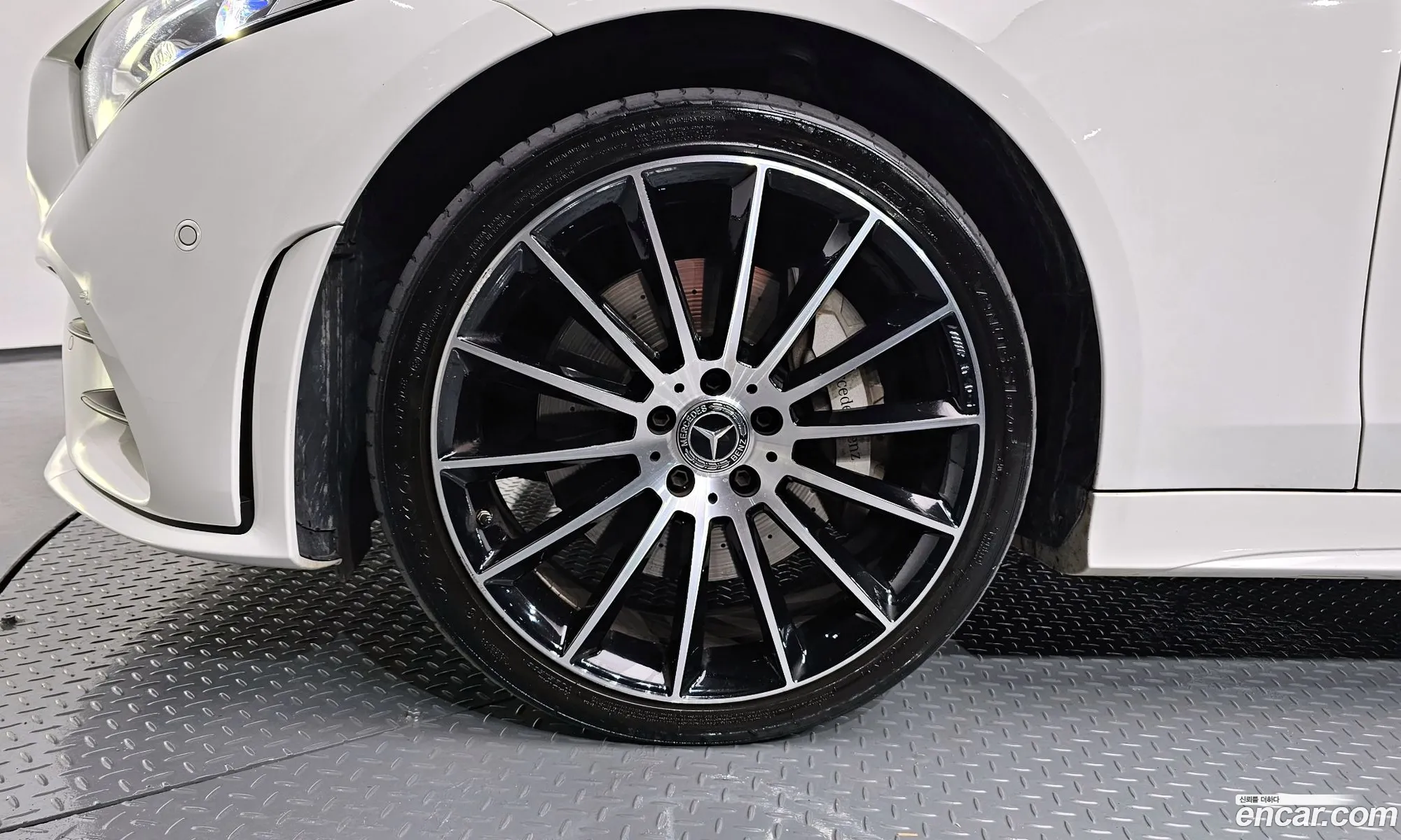Mercedes-Benz Cls-Klasse Iii C257 Cls400D 4Matic Amg Line 2019 - фотография 12023603