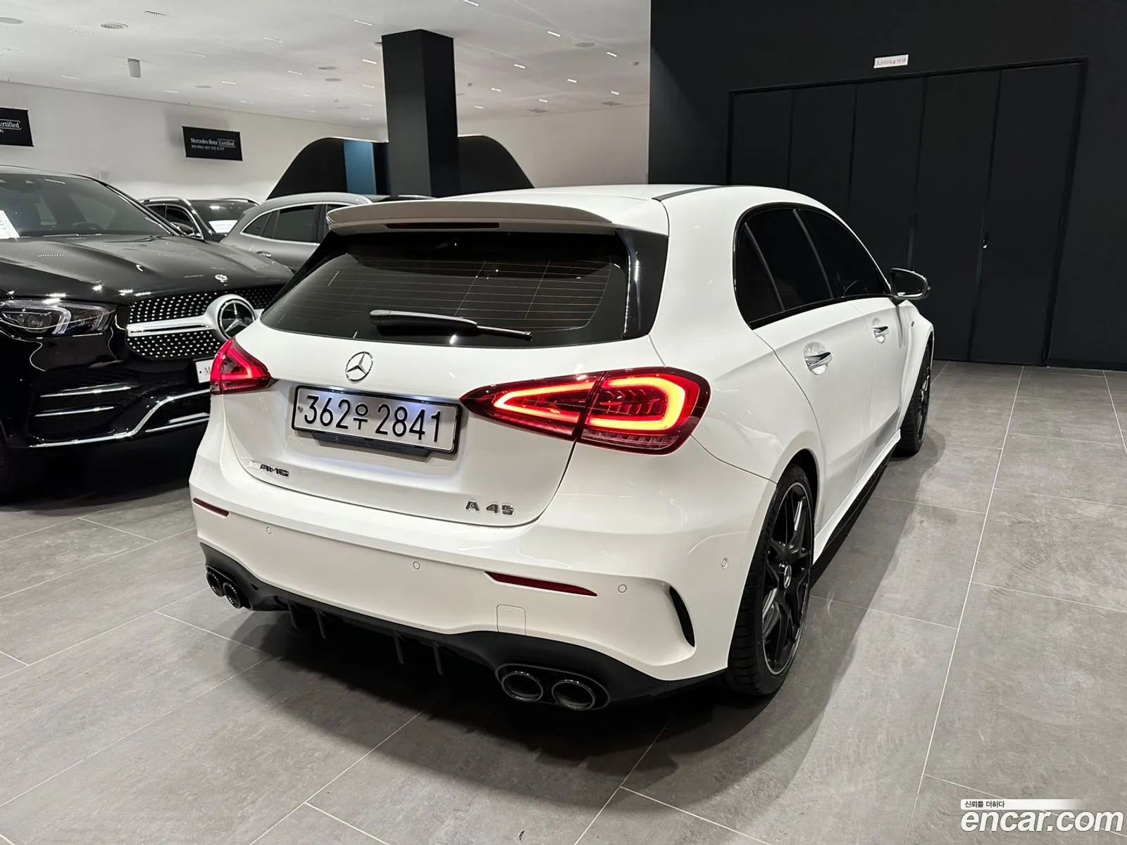 Mercedes-Benz A-Klasse Amg A45 4Matic Hatchback 2023 - фотография 13636334