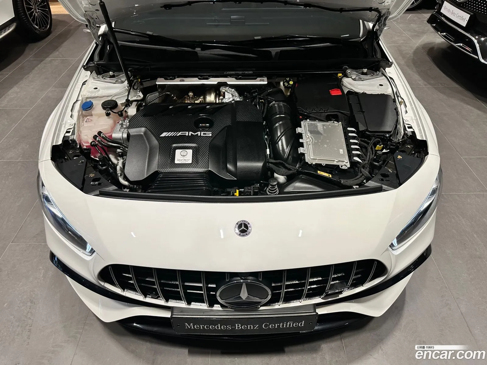 Mercedes-Benz A-Klasse Amg A45 4Matic Hatchback 2023 - фотография 13636338