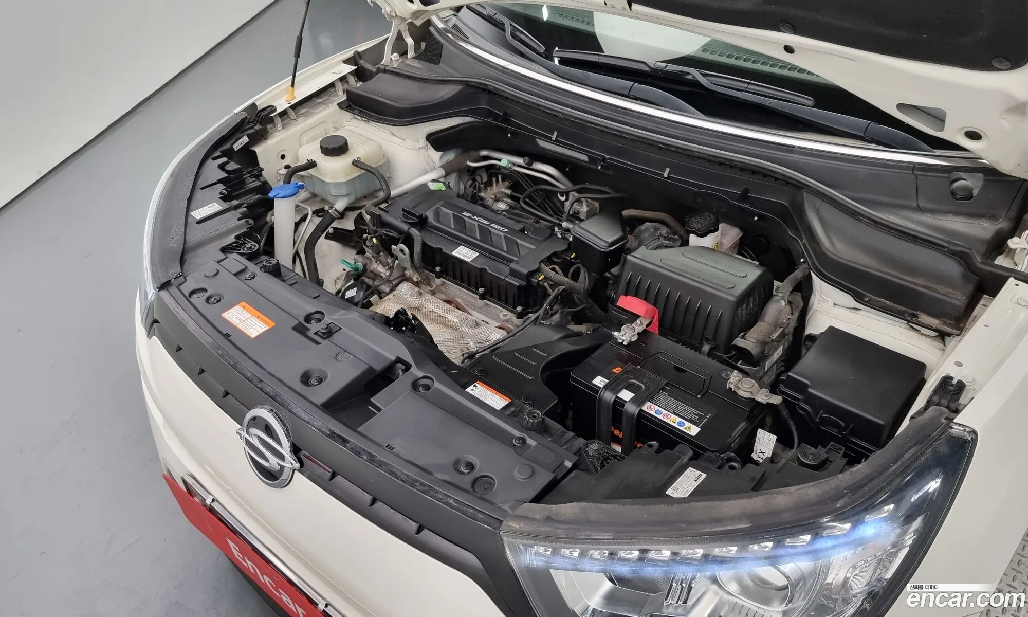 Ssangyong Tivoli Tivoli Lx 2Wd 2015 - фотография 14636202