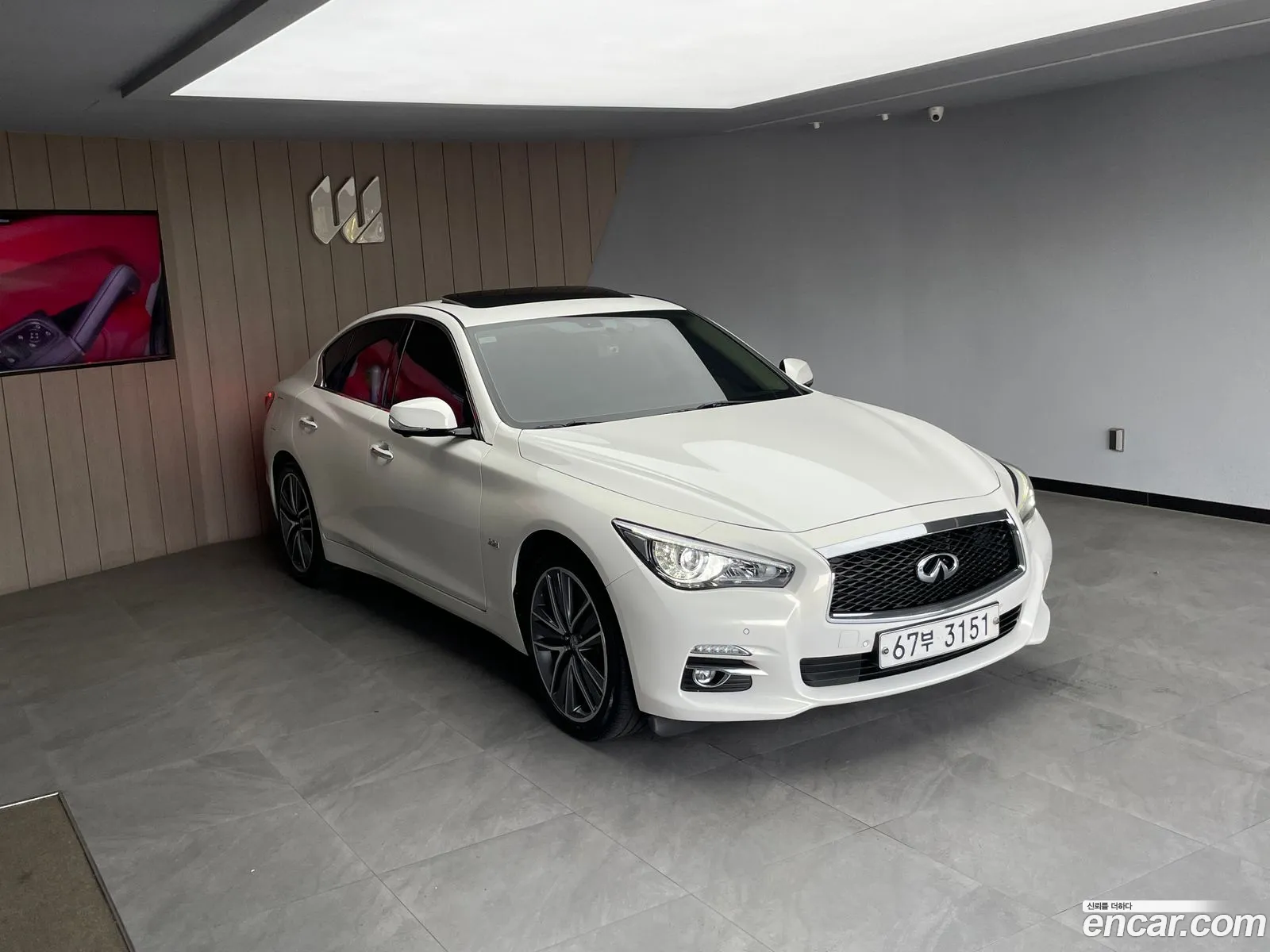 Infiniti Q50 22D Exclusive 2015 - фотография 3801058