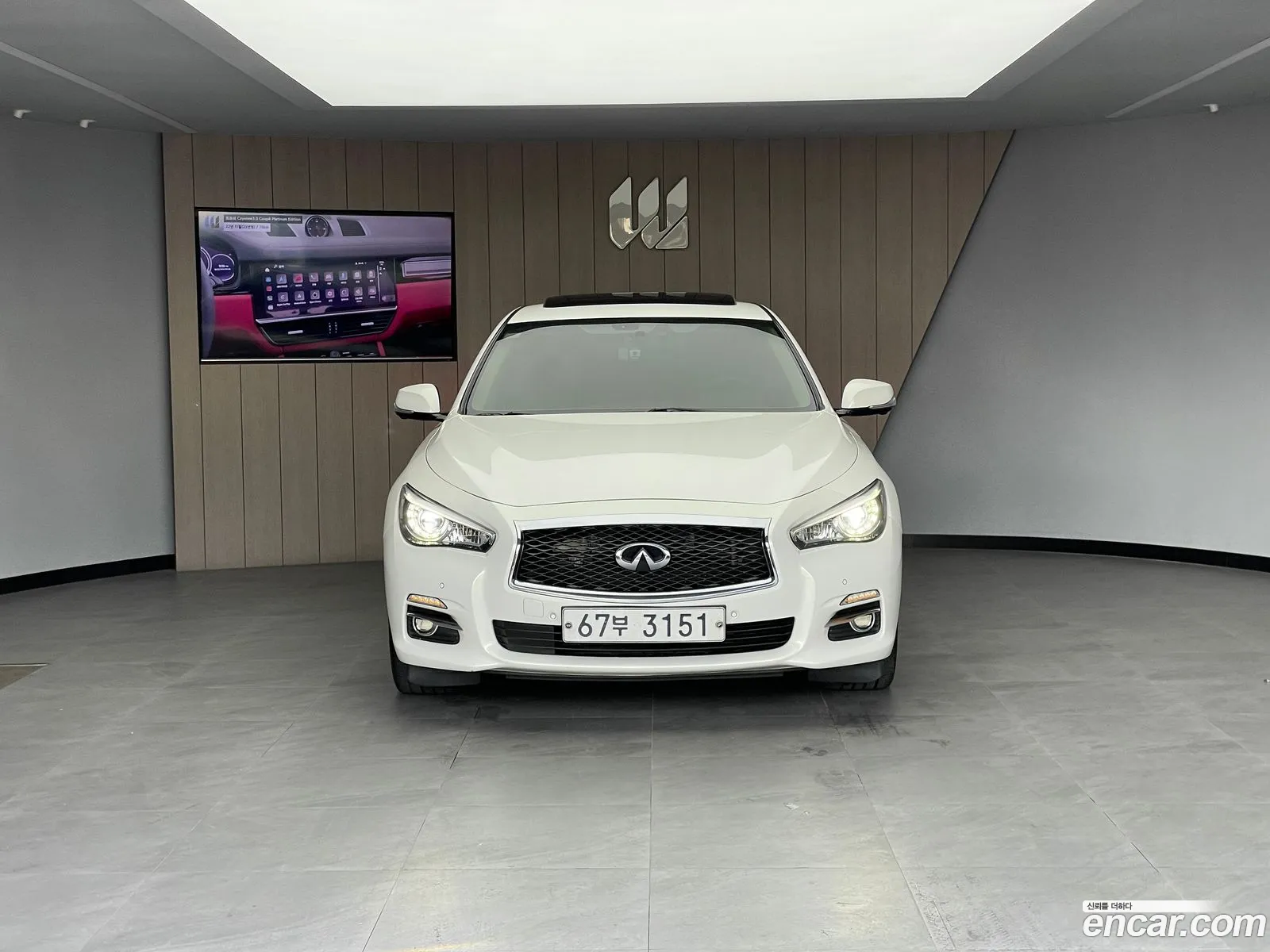 Infiniti Q50 22D Exclusive 2015 - фотография 3801059
