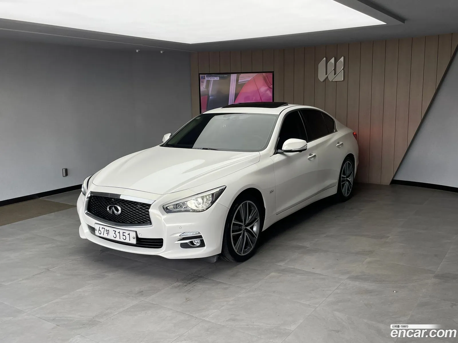 Infiniti Q50 22D Exclusive 2015 - фотография 3801061
