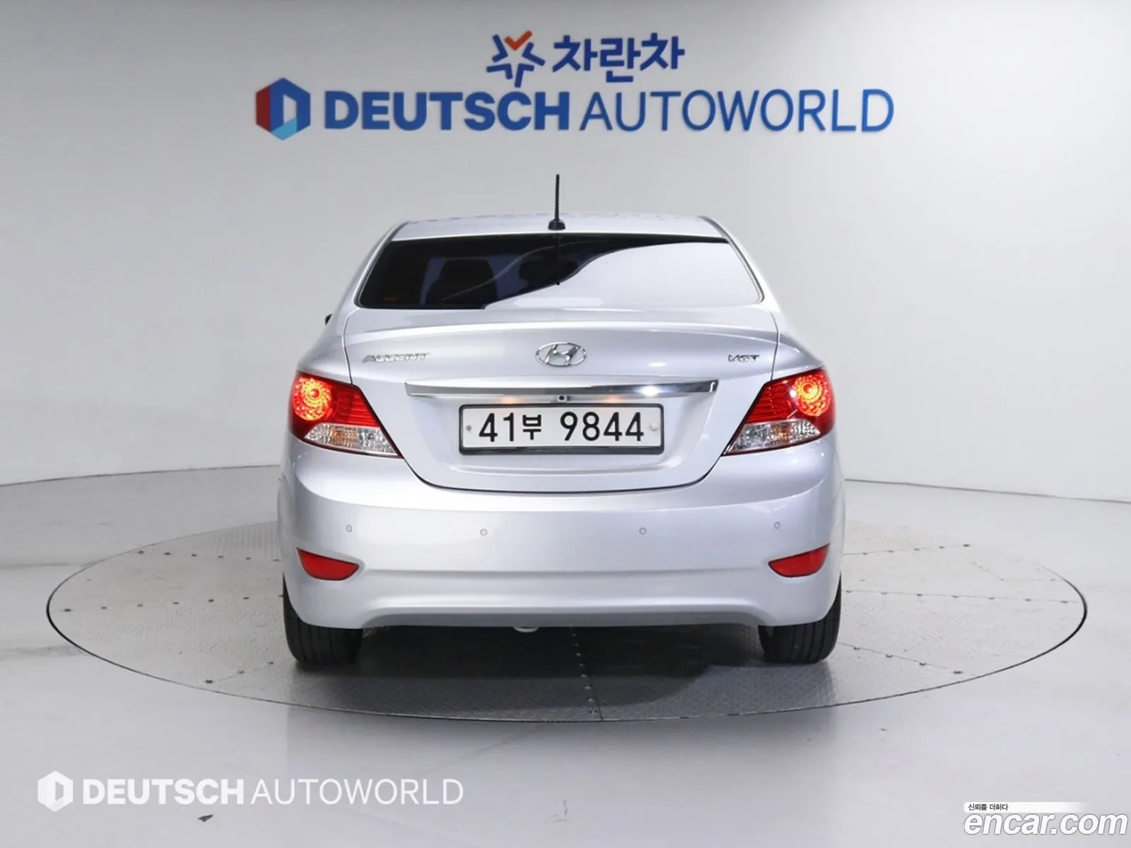 Hyundai Accent Diesel 16 Vgt Premier 2012 - фотография 16111284