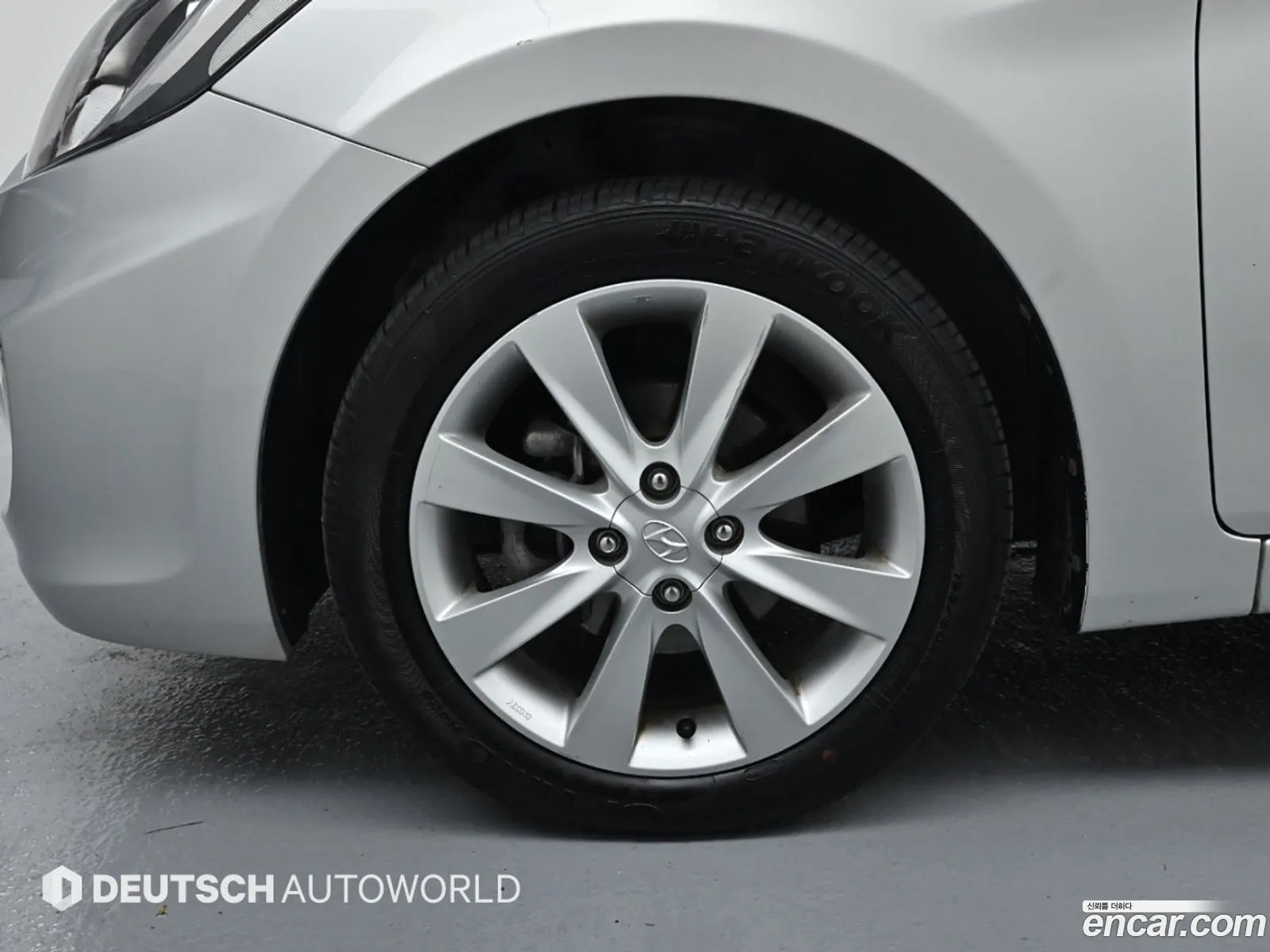 Hyundai Accent Diesel 16 Vgt Premier 2012 - фотография 16111285