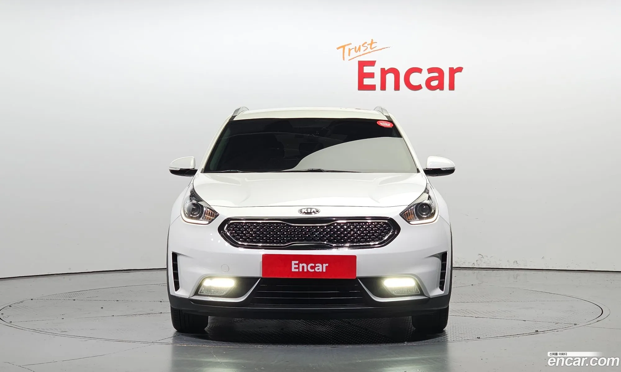 Kia Niro I Prestige 2018 - фотография 11070726