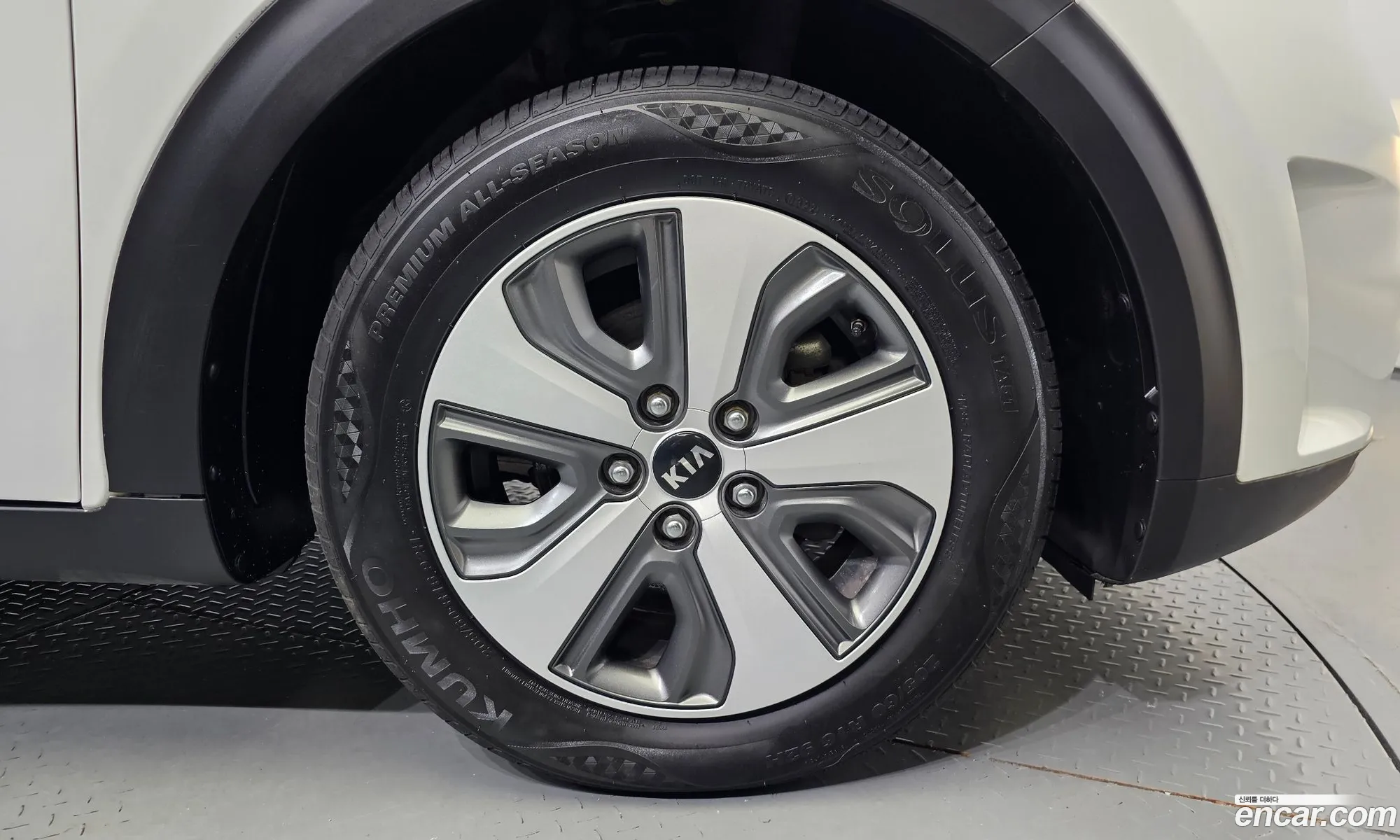 Kia Niro I Prestige 2018 - фотография 11070728