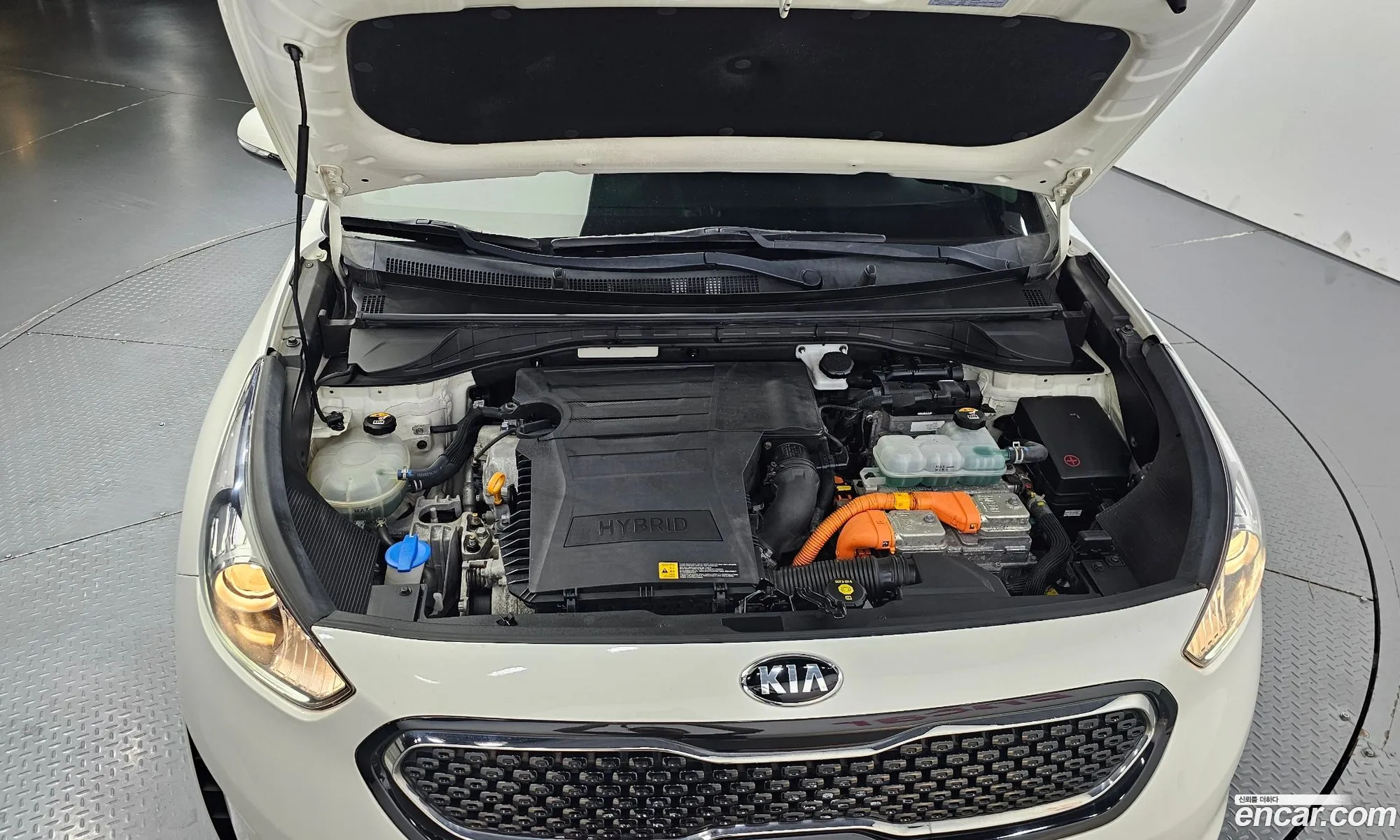Kia Niro I Prestige 2018 - фотография 11070729