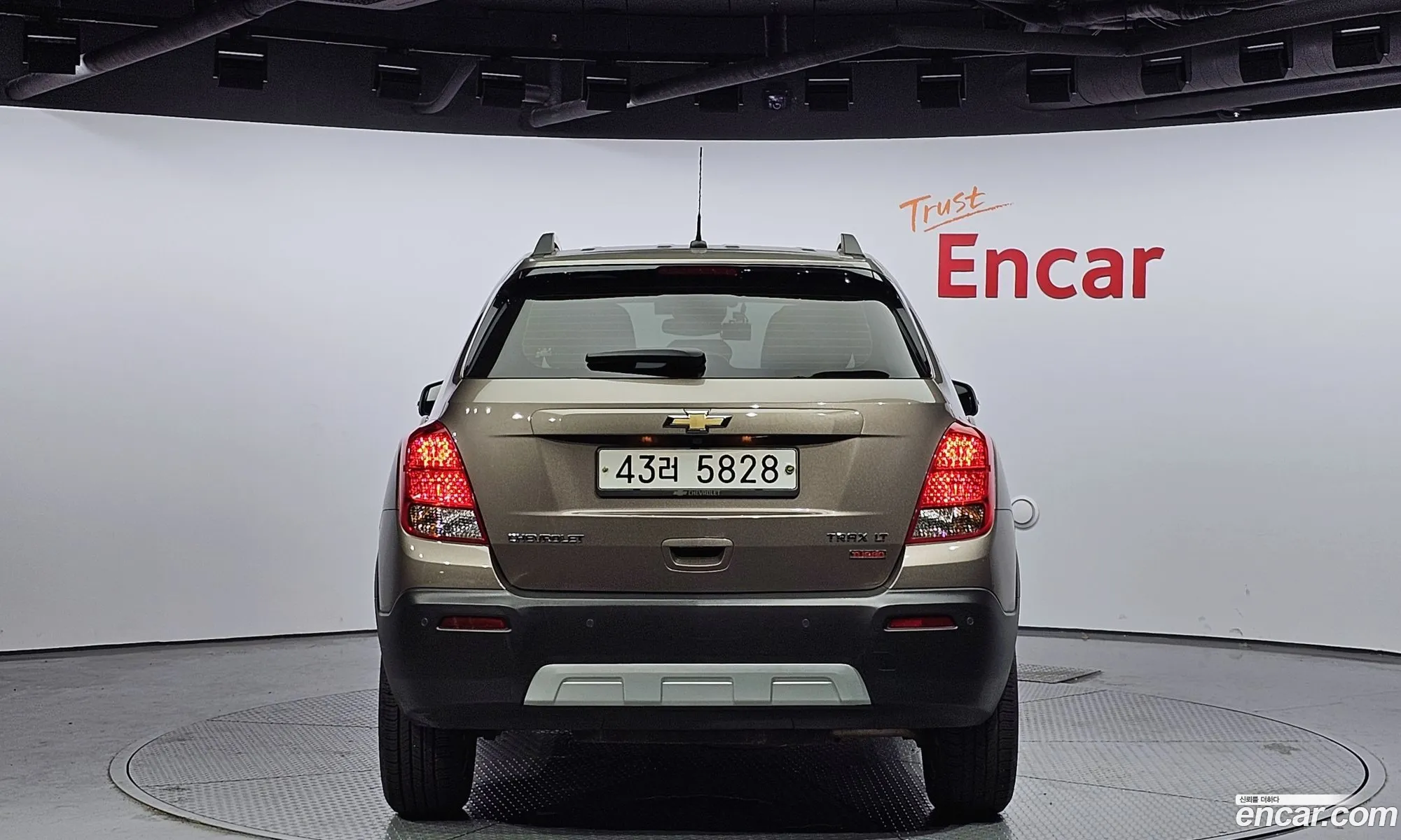 Chevrolet Trax I 14 Lt Ladder Package 2015 - фотография 4867740