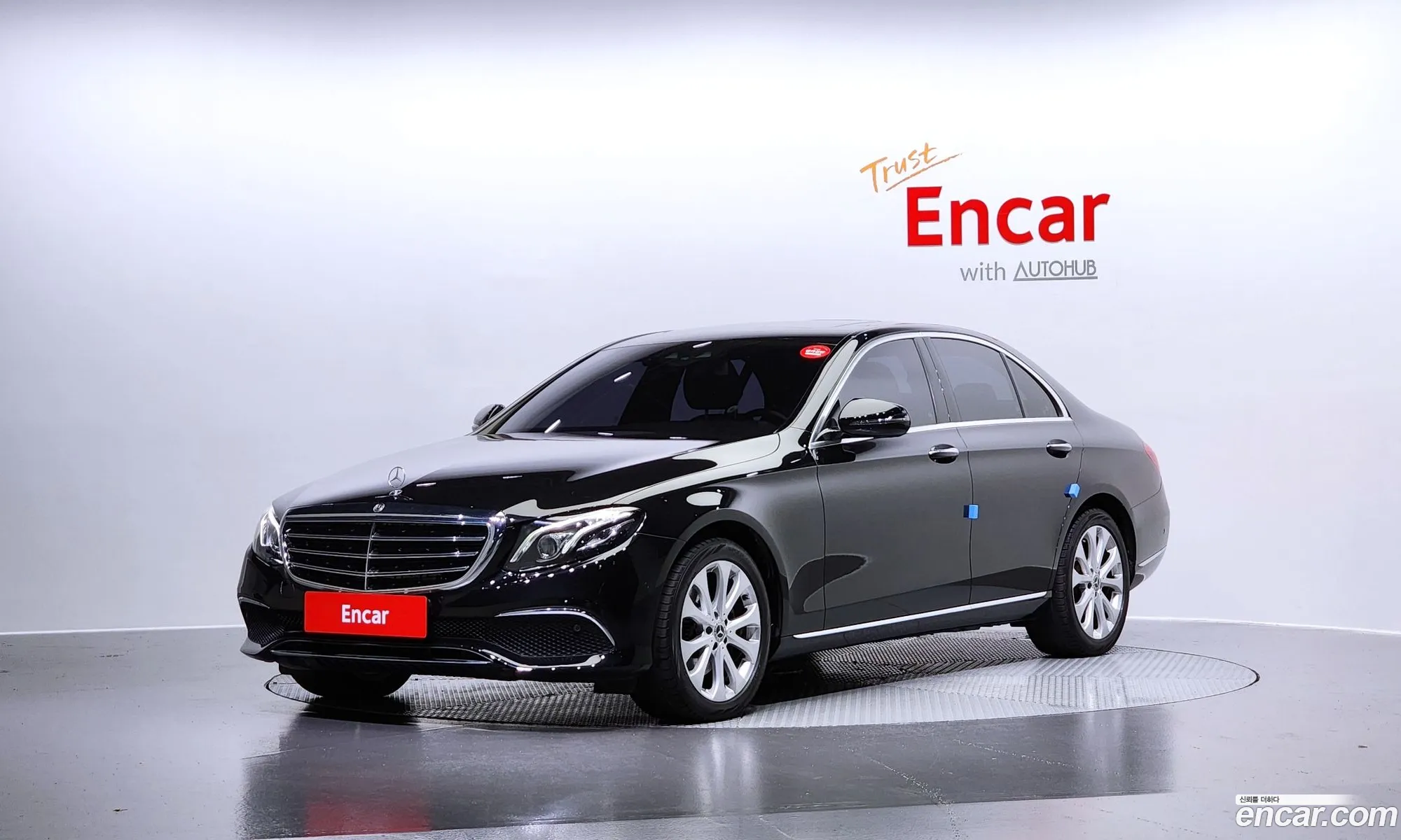 Mercedes-Benz E-Klasse V W213 S213 C238 E220D Exclusive 2018 - фотография 13622520
