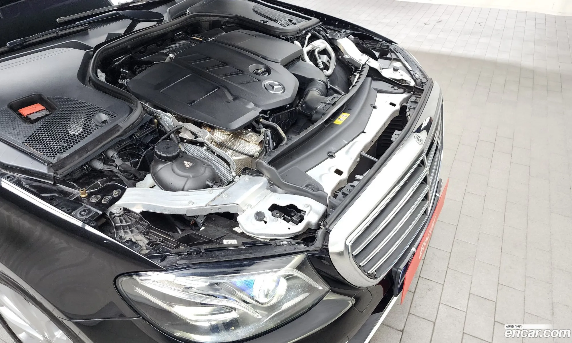 Mercedes-Benz E-Klasse V W213 S213 C238 E220D Exclusive 2018 - фотография 13622525