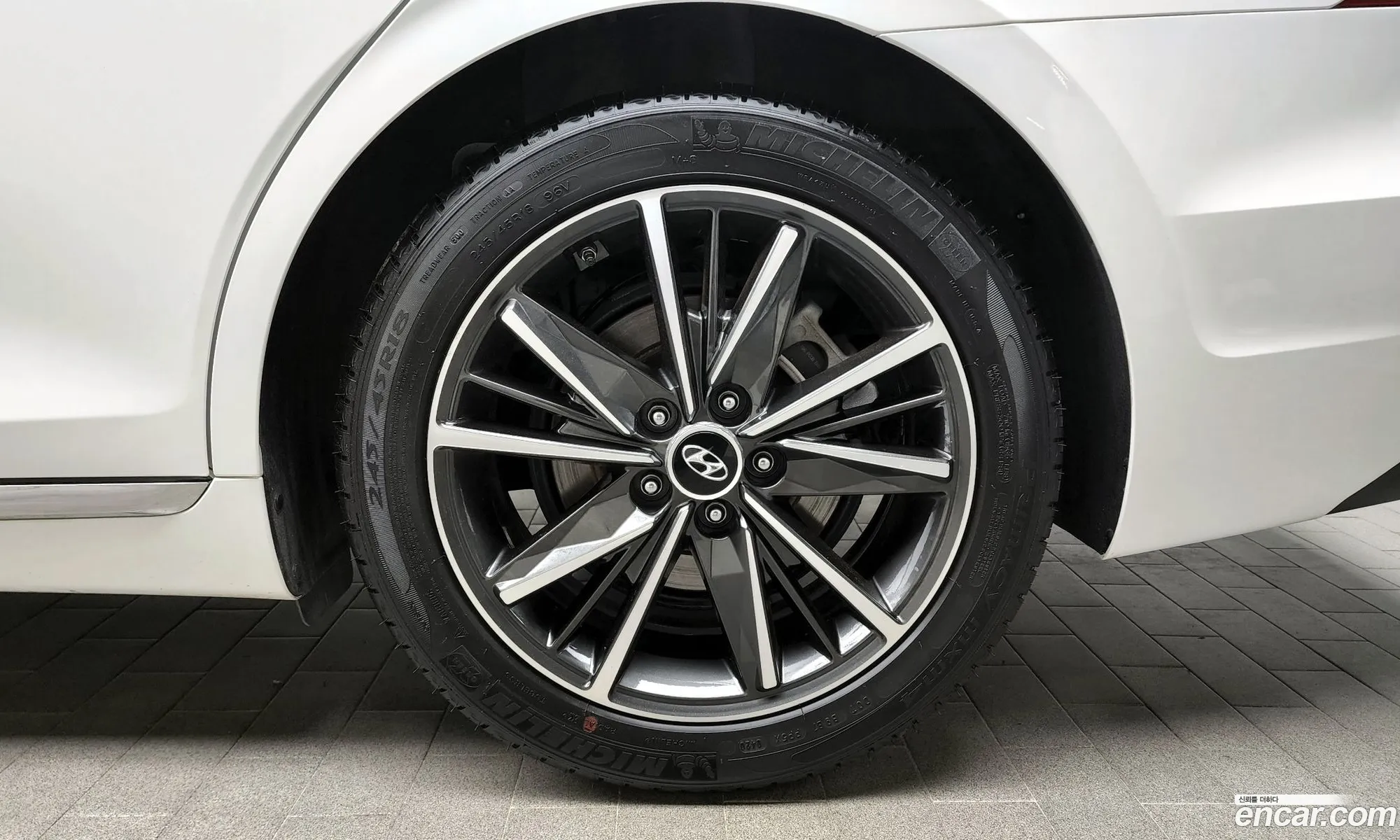 Hyundai Grandeur Vi 25 2020 - фотография 11887198