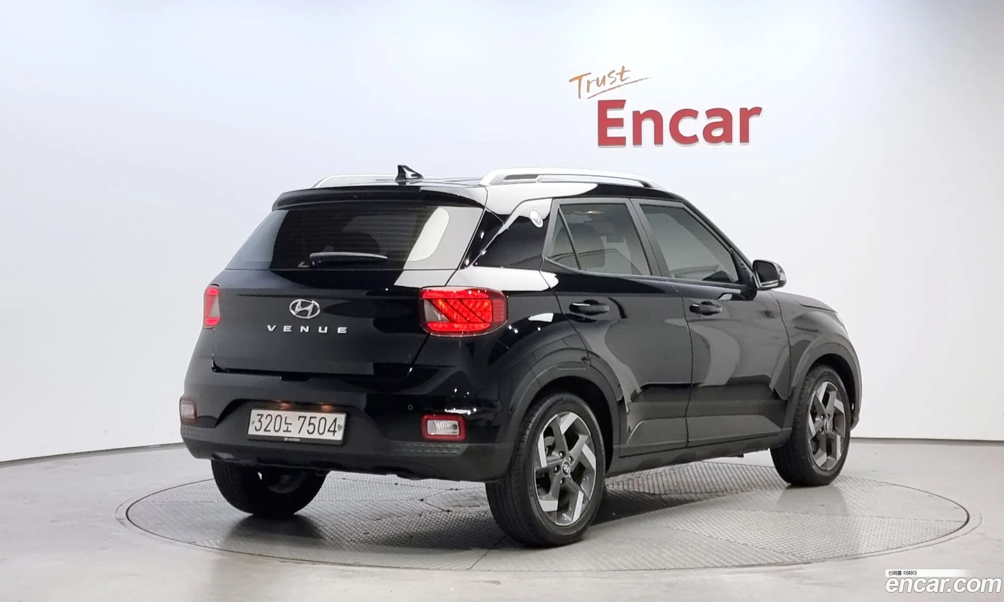Hyundai Venue I 16 Flux 2020 - фотография 19259266