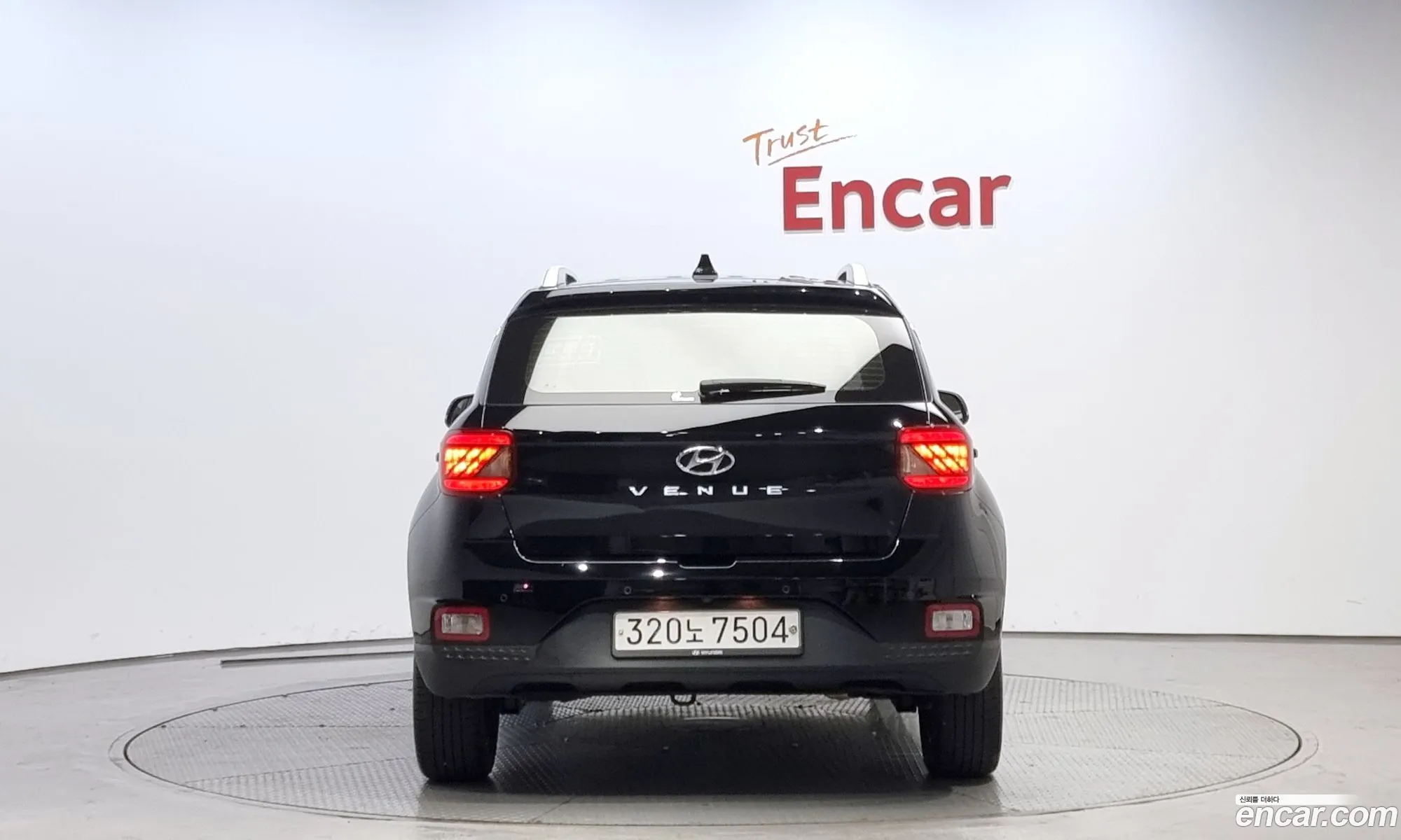 Hyundai Venue I 16 Flux 2020 - фотография 19259268
