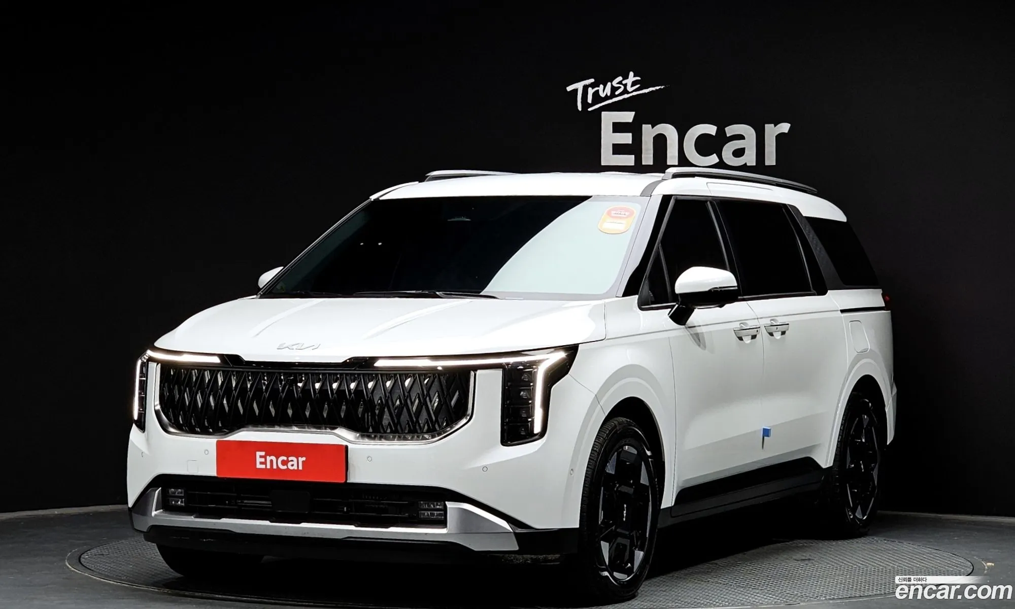 Kia Carnival Hev 9-Seater Prestige 2024 - фотография 12477742