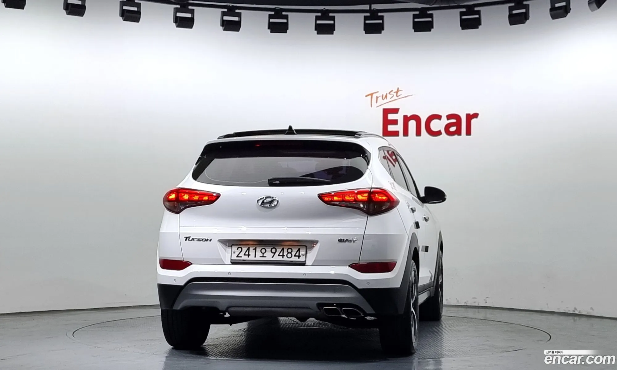 Hyundai Tucson Iii Diesel 20 2Wd 2017 - фотография 19289502