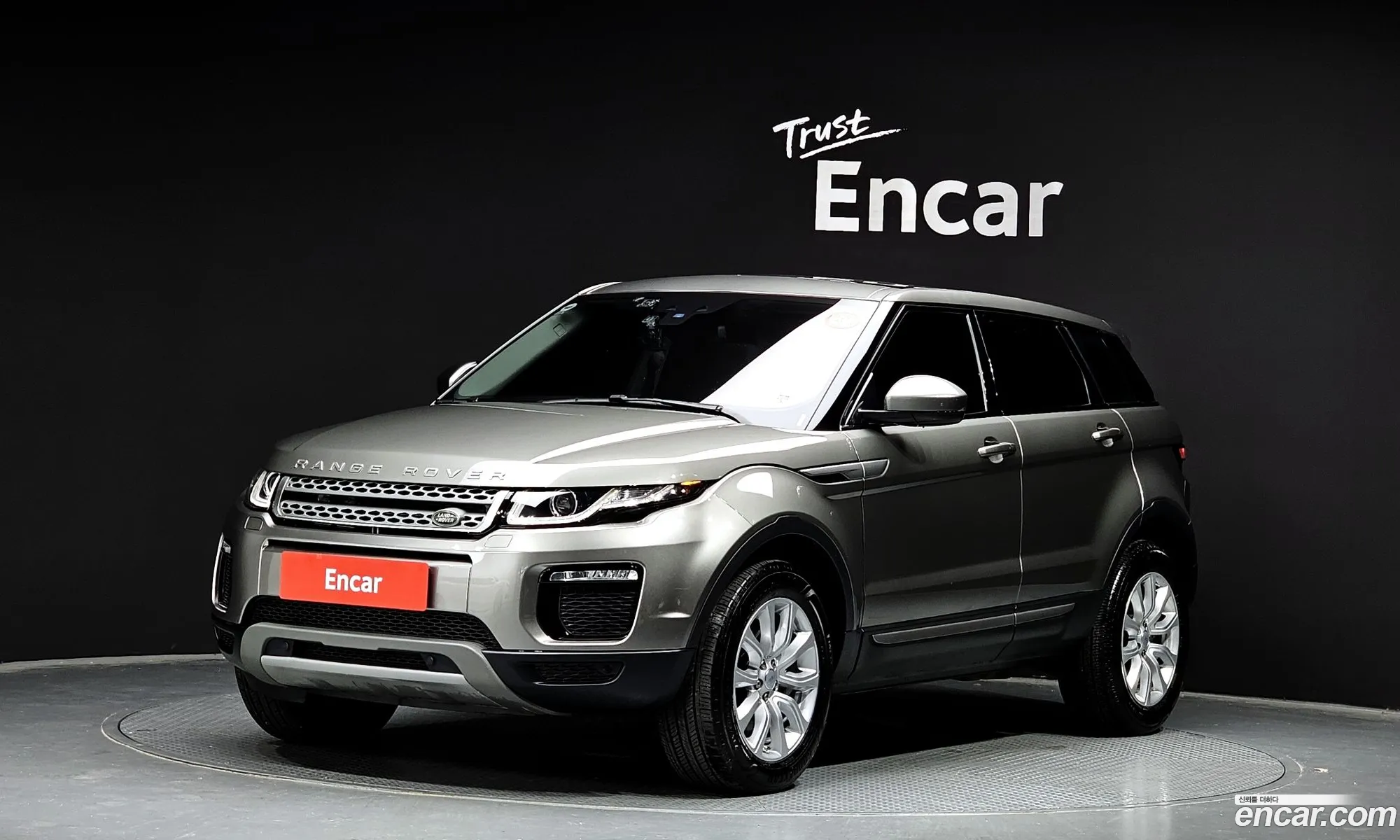 Land Rover Range Rover Evoque Ii 20 Td4 Se 2019 - фотография 3530840