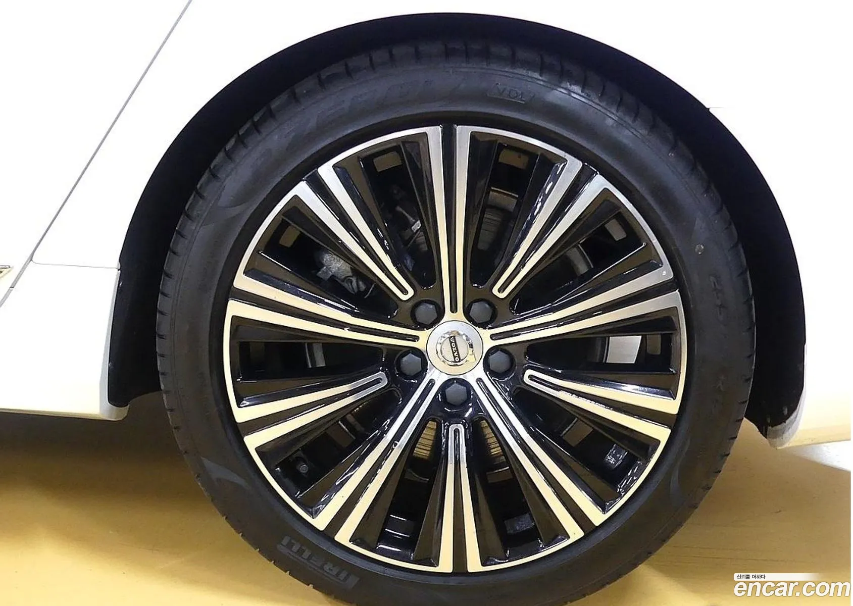 Volvo S90 Ii B5 Inscription 2021 - фотография 6533621