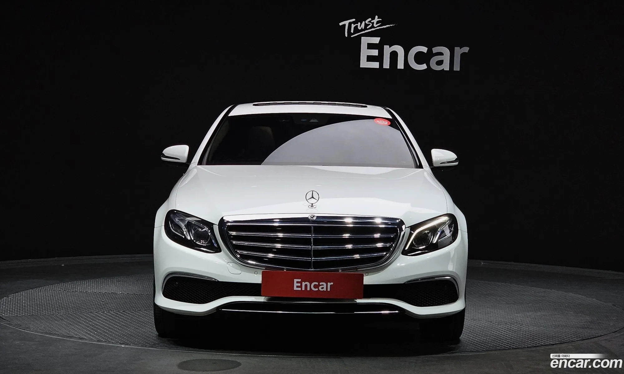 Mercedes-Benz E-Klasse V W213 S213 C238 E220D 4Matic Exclusive 2020 - фотография 12455569