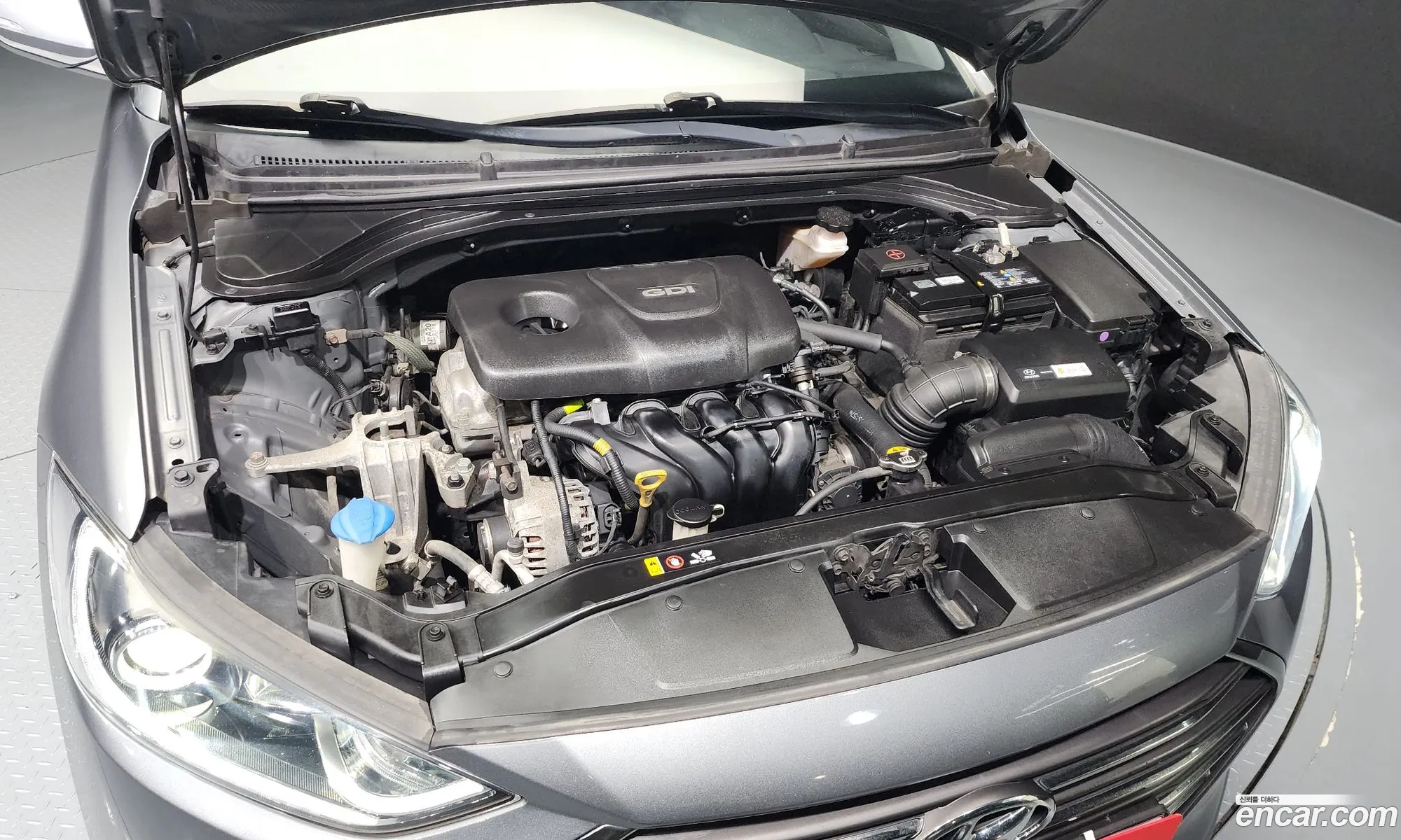 Hyundai Avante Vi 16 Gdi Premium 2016 - фотография 13141057