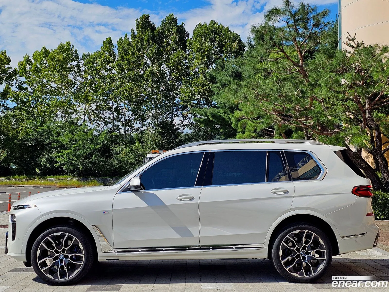 BMW X7 G07 ​​xDrive 40I M Sports 6-Seater - фотография 7626865