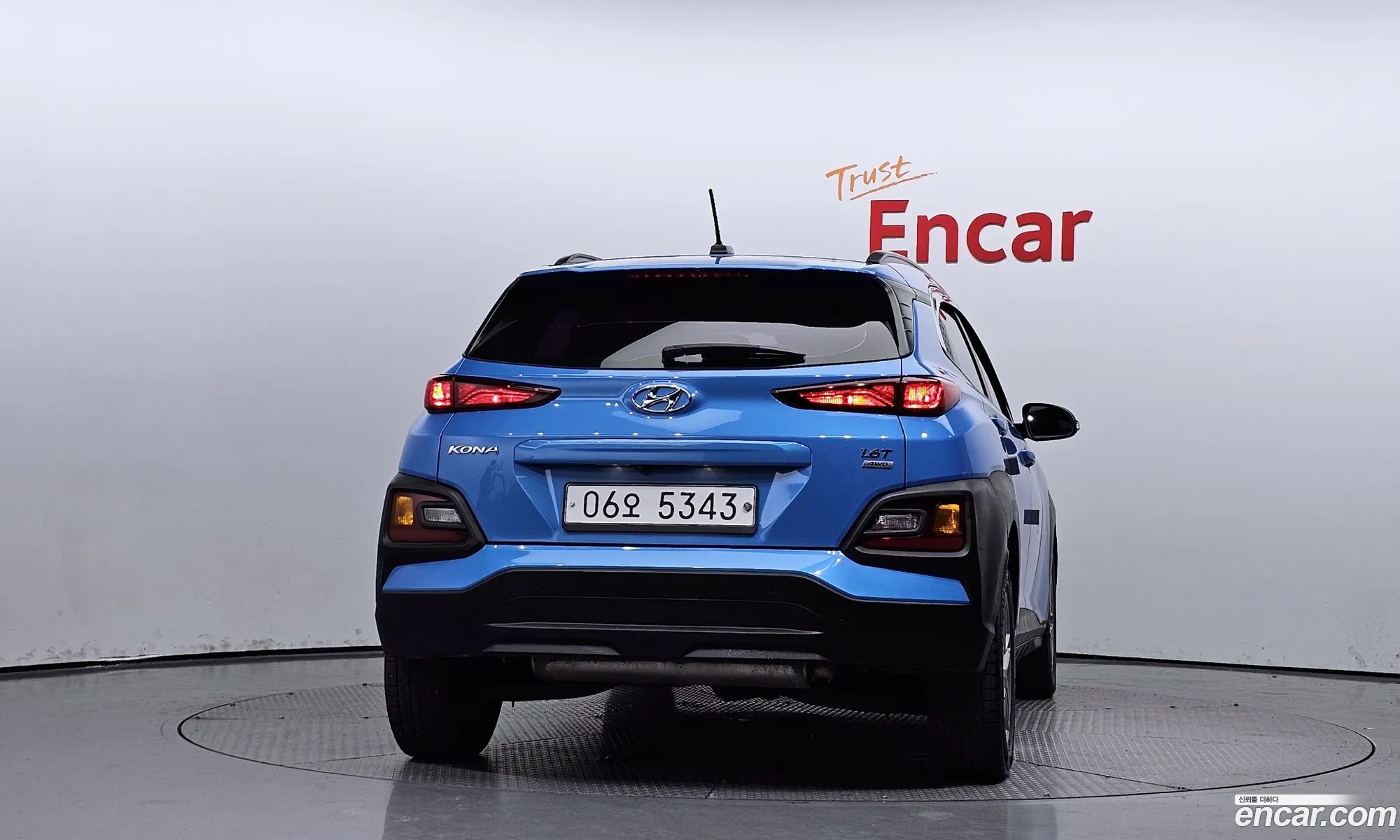 Hyundai Kona 16 Turbo 4Wd 2018 - фотография 15745982