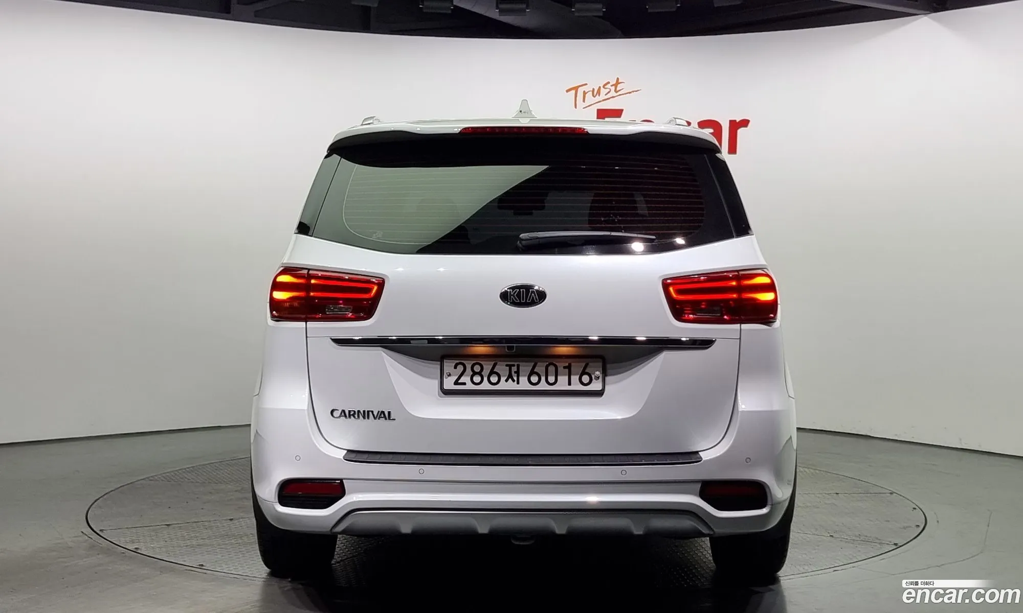 Kia Carnival Iii 9-Seater Noblesse Special 2019 - фотография 15916188