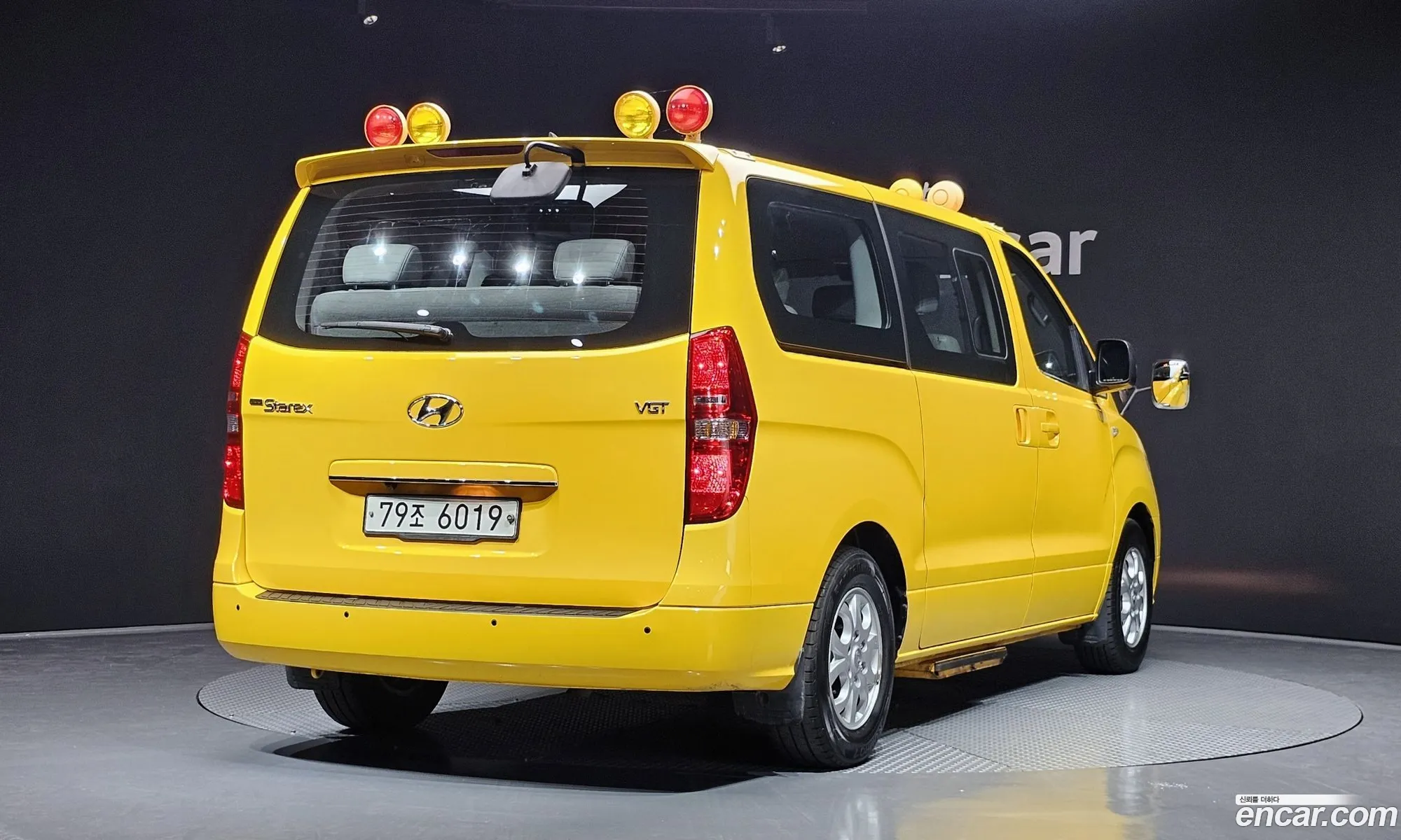 Hyundai Grand Starex Child Protection Car - фотография 16107694