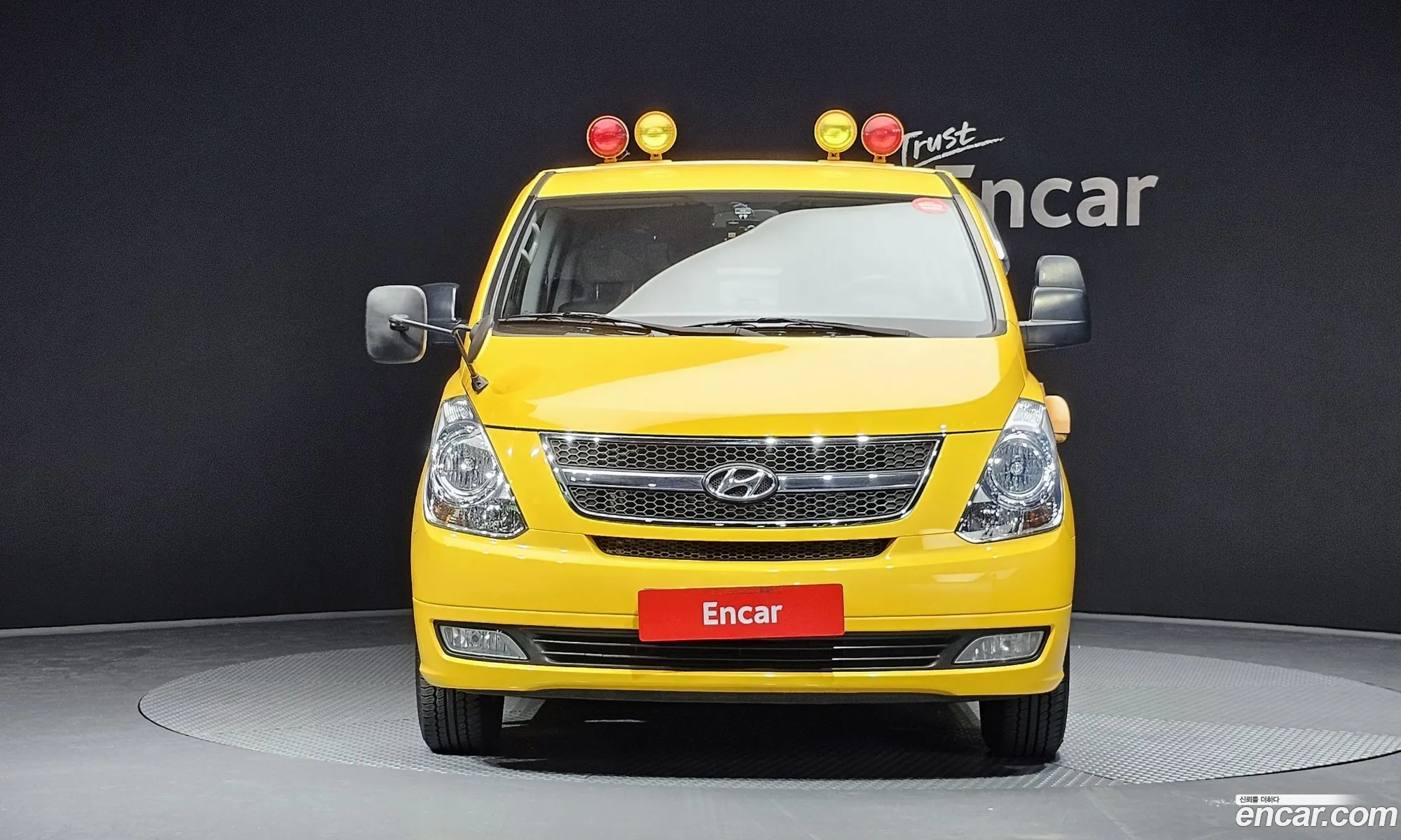 Hyundai Grand Starex Child Protection Car - фотография 16107695
