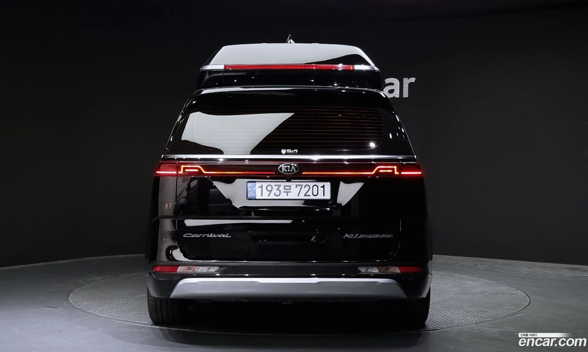 Kia Carnival Gasoline 9-Seater High Limousine 2021 - фотография 11823565