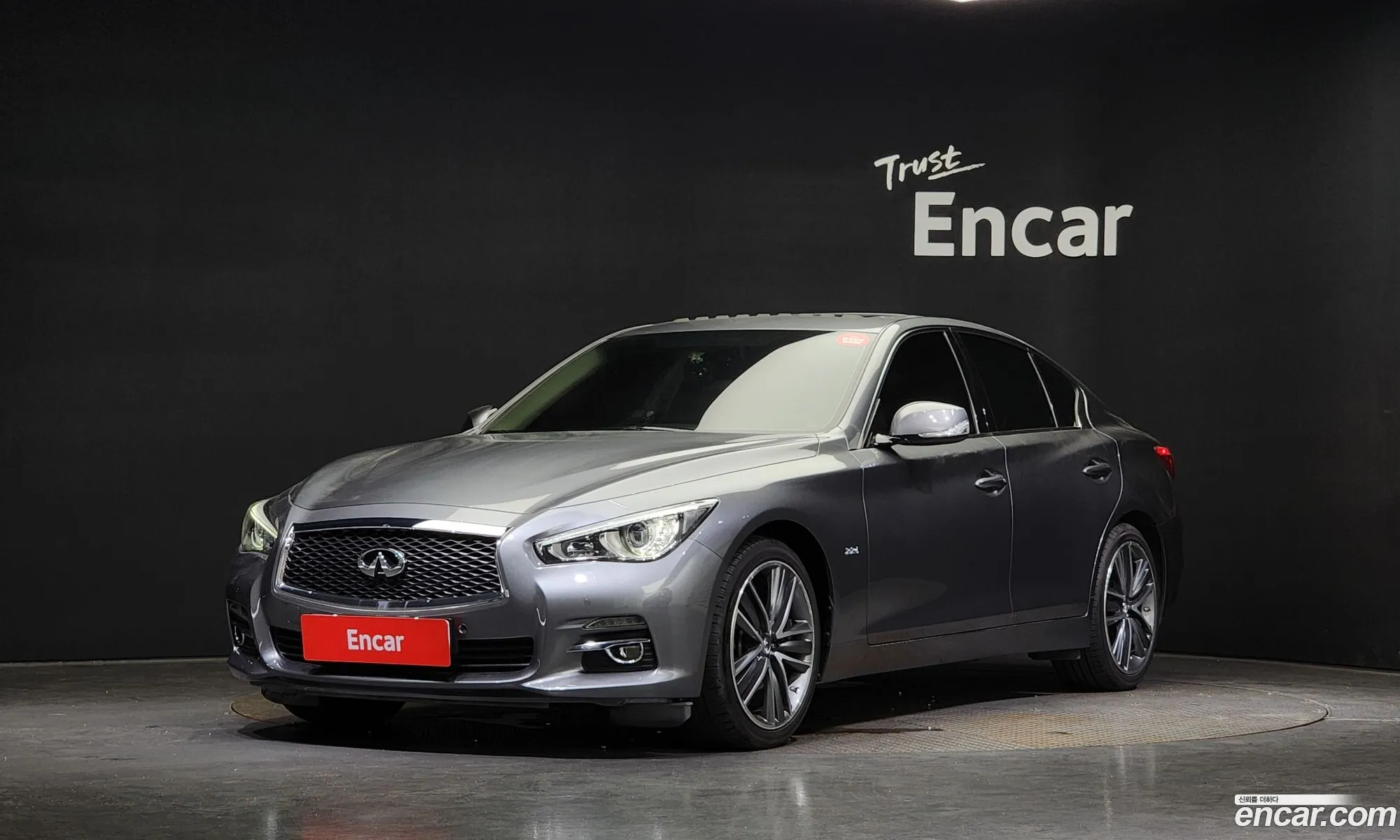 Infiniti Q50 22D Premium 2015 - фотография 3775806