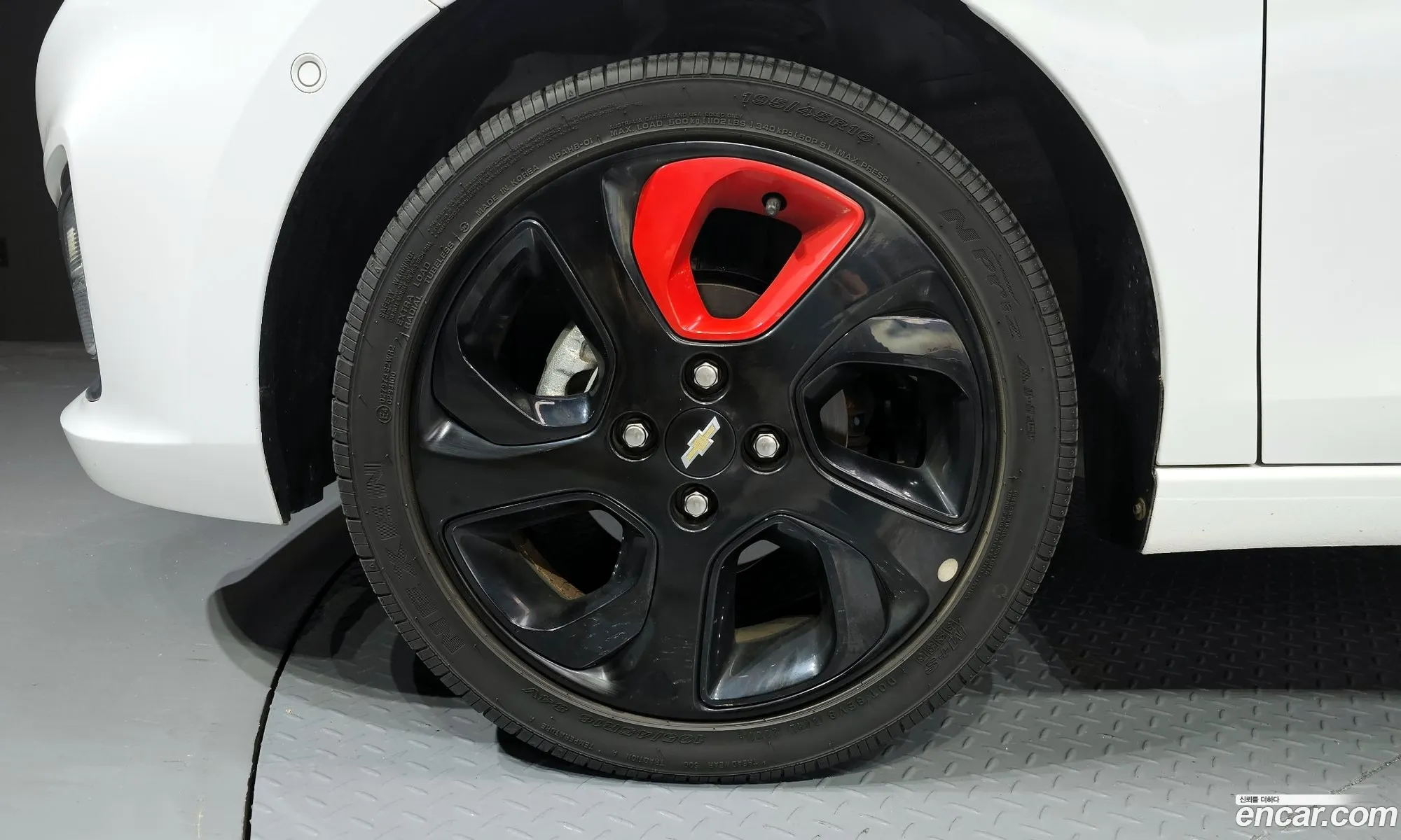 Chevrolet Spark Iii M300 Red Fit Edition 2022 - фотография 5512539