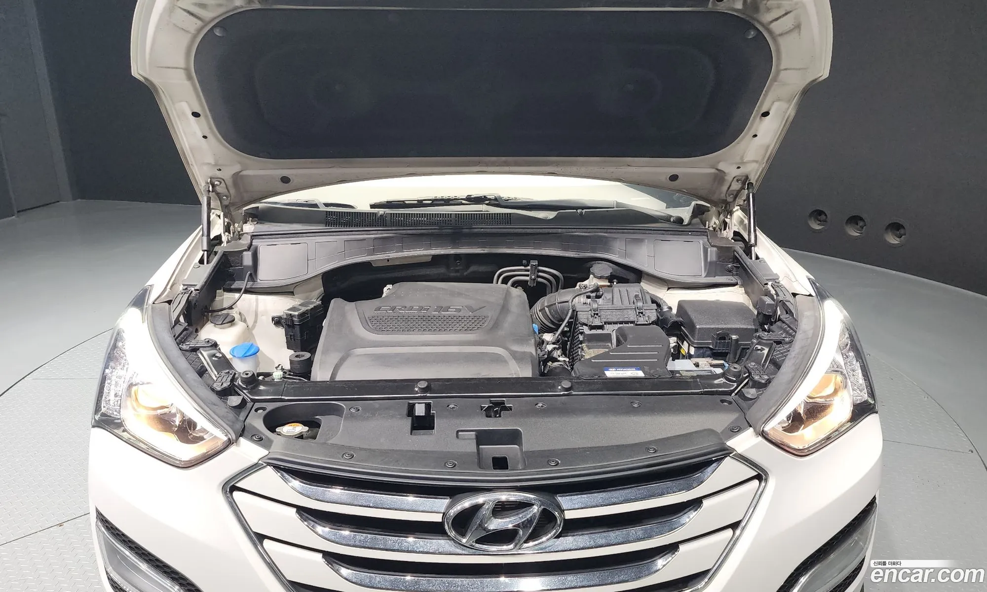 Hyundai Santa Fe Iii Diesel E-Vgt 20 2Wd Smart 2015 - фотография 19179574