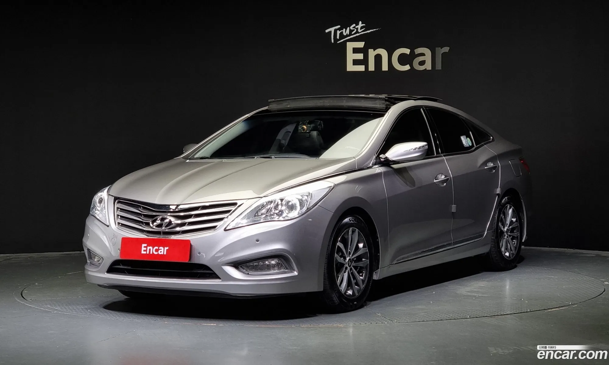 Hyundai Grandeur V Hg240 Luxury 2012 - фотография 12351107