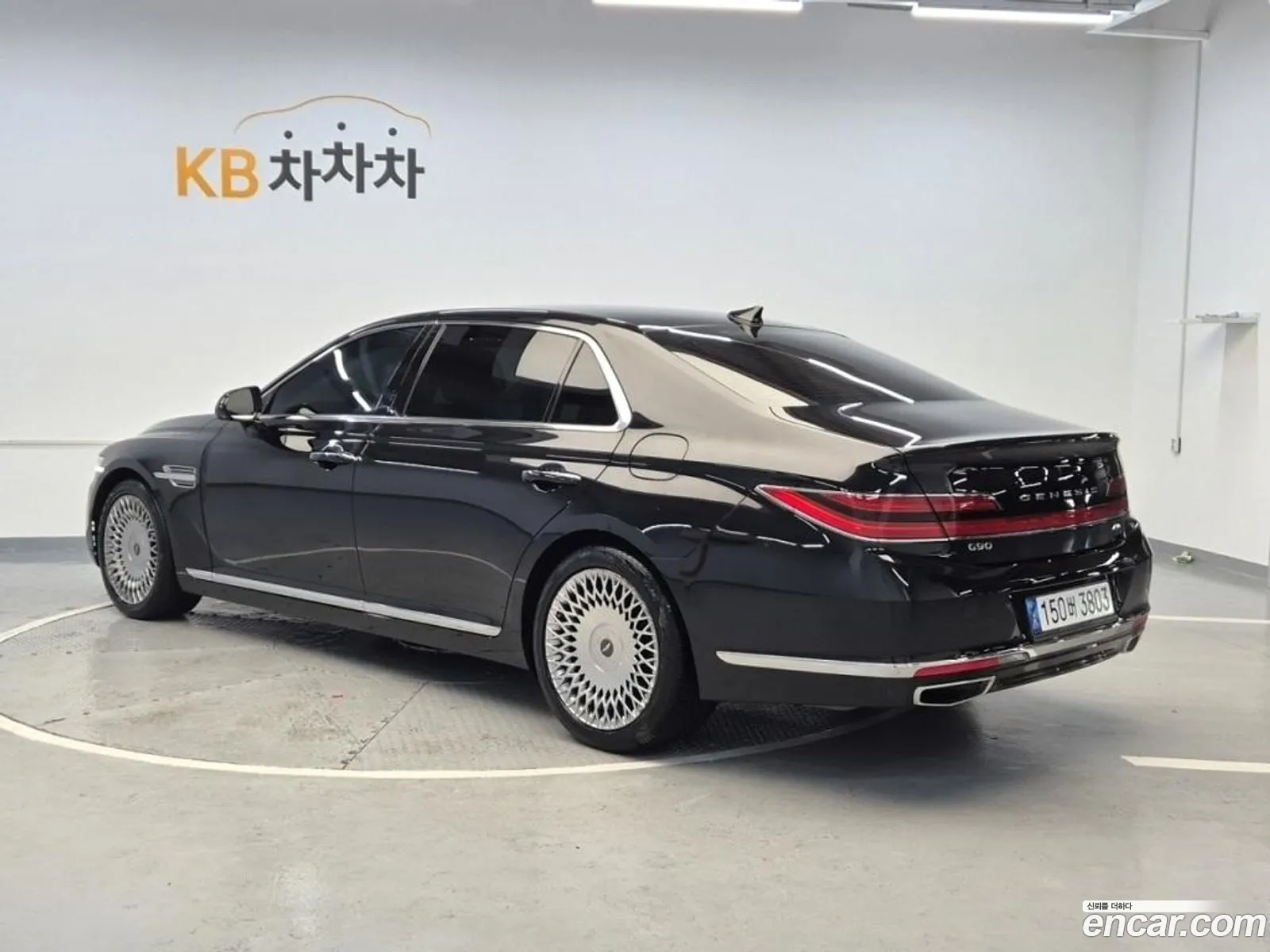 Genesis G90 I 38 Awd 2021 - фотография 13583185