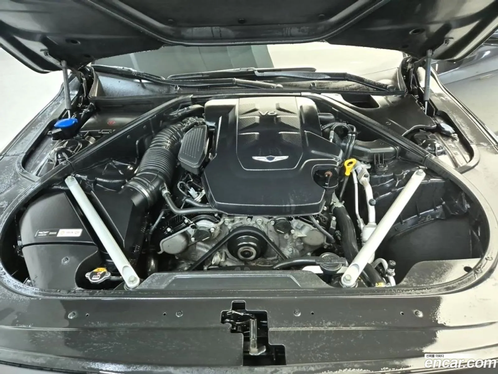 Genesis G90 I 38 Awd 2021 - фотография 13583188