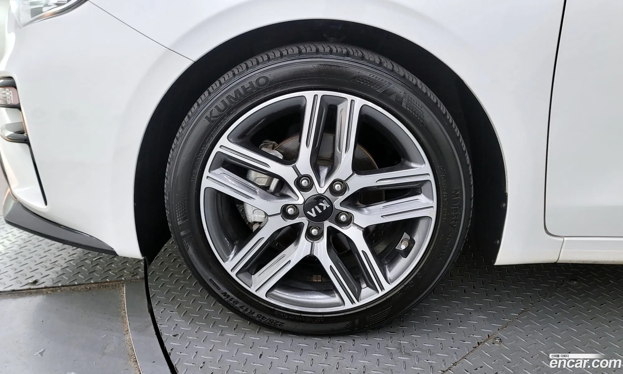 Kia K3 Prestige 2018 - фотография 18993561